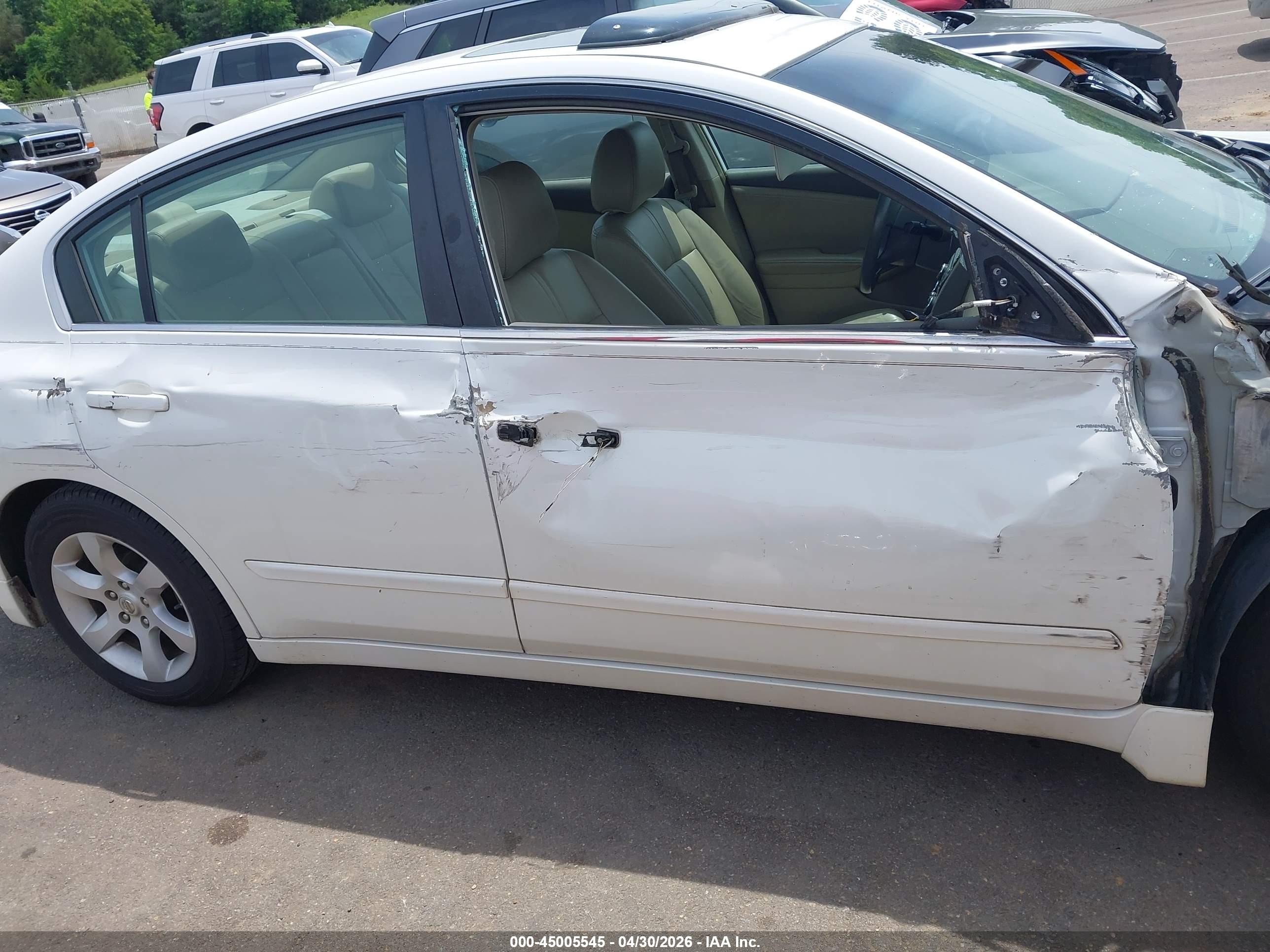 2007 Nissan Altima 2.5 S White vin: 1N4AL21E17C227732