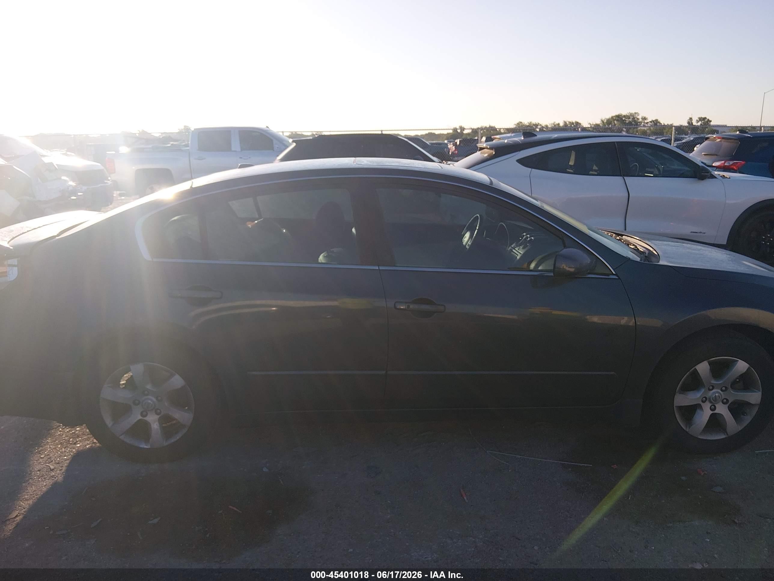 2007 Nissan Altima 2.5 S Gray vin: 1N4AL21E17N448817