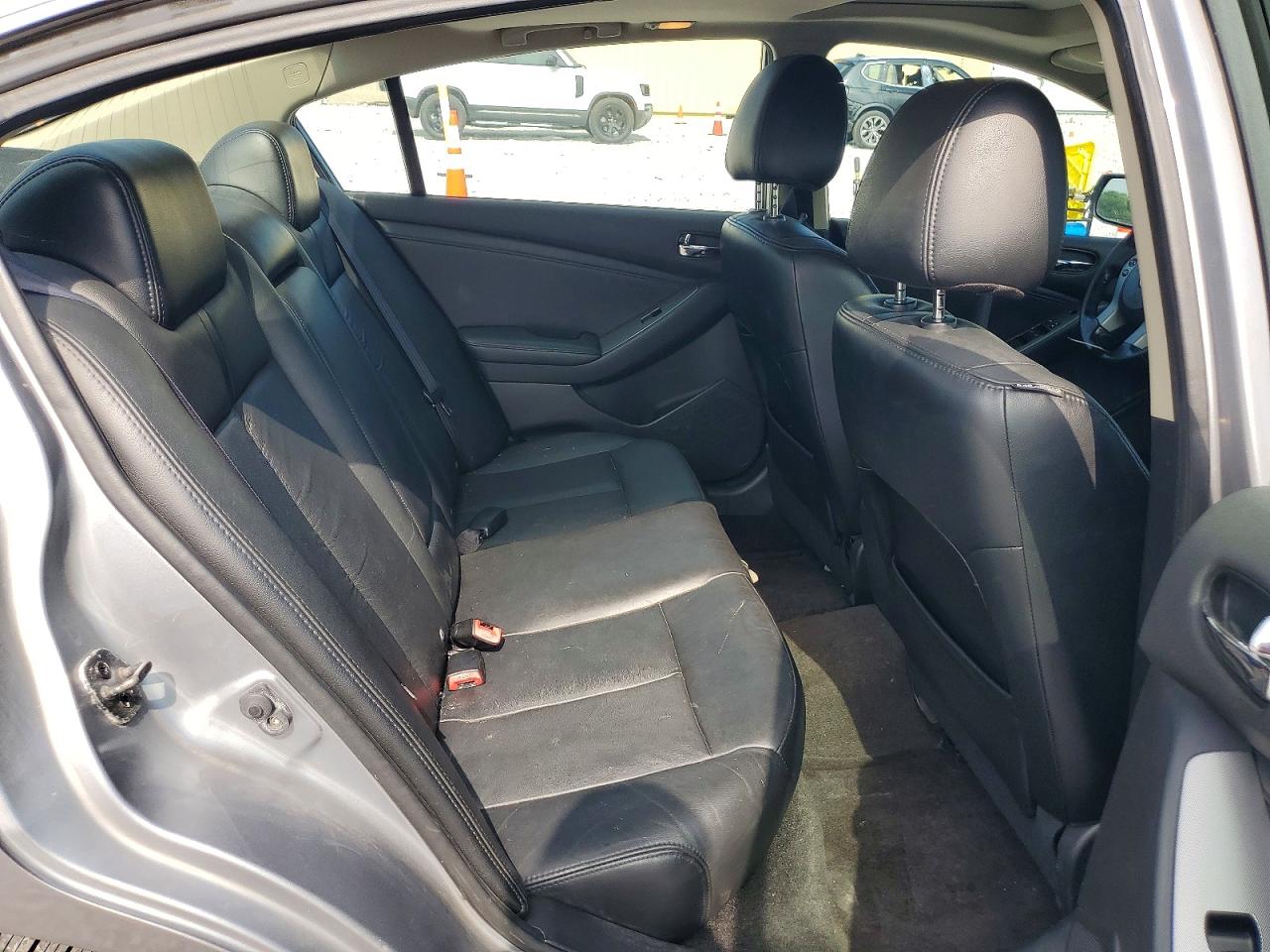 2007 Nissan Altima 2.5 Серебряный vin: 1N4AL21E17N460305