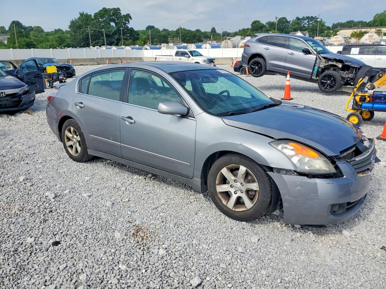 2007 Nissan Altima 2.5 Серебряный vin: 1N4AL21E17N460305