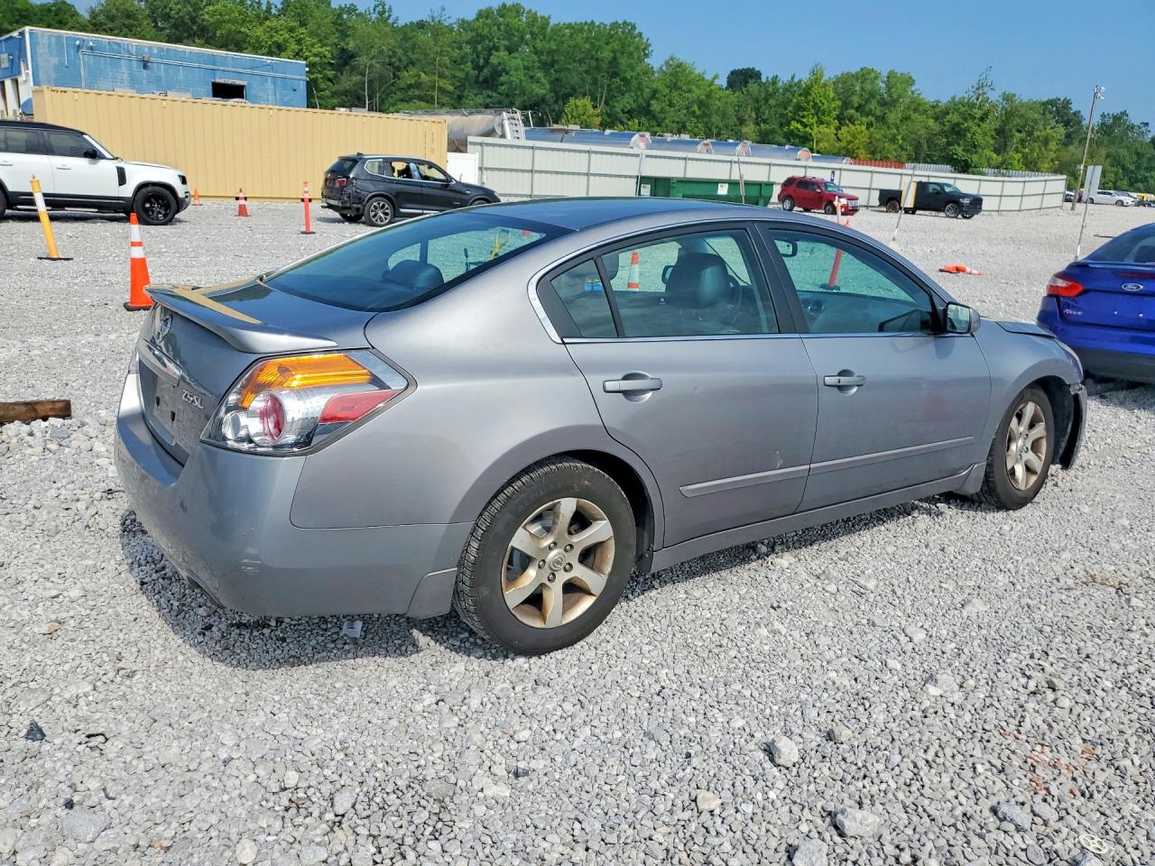 2007 Nissan Altima 2.5 Серебряный vin: 1N4AL21E17N460305