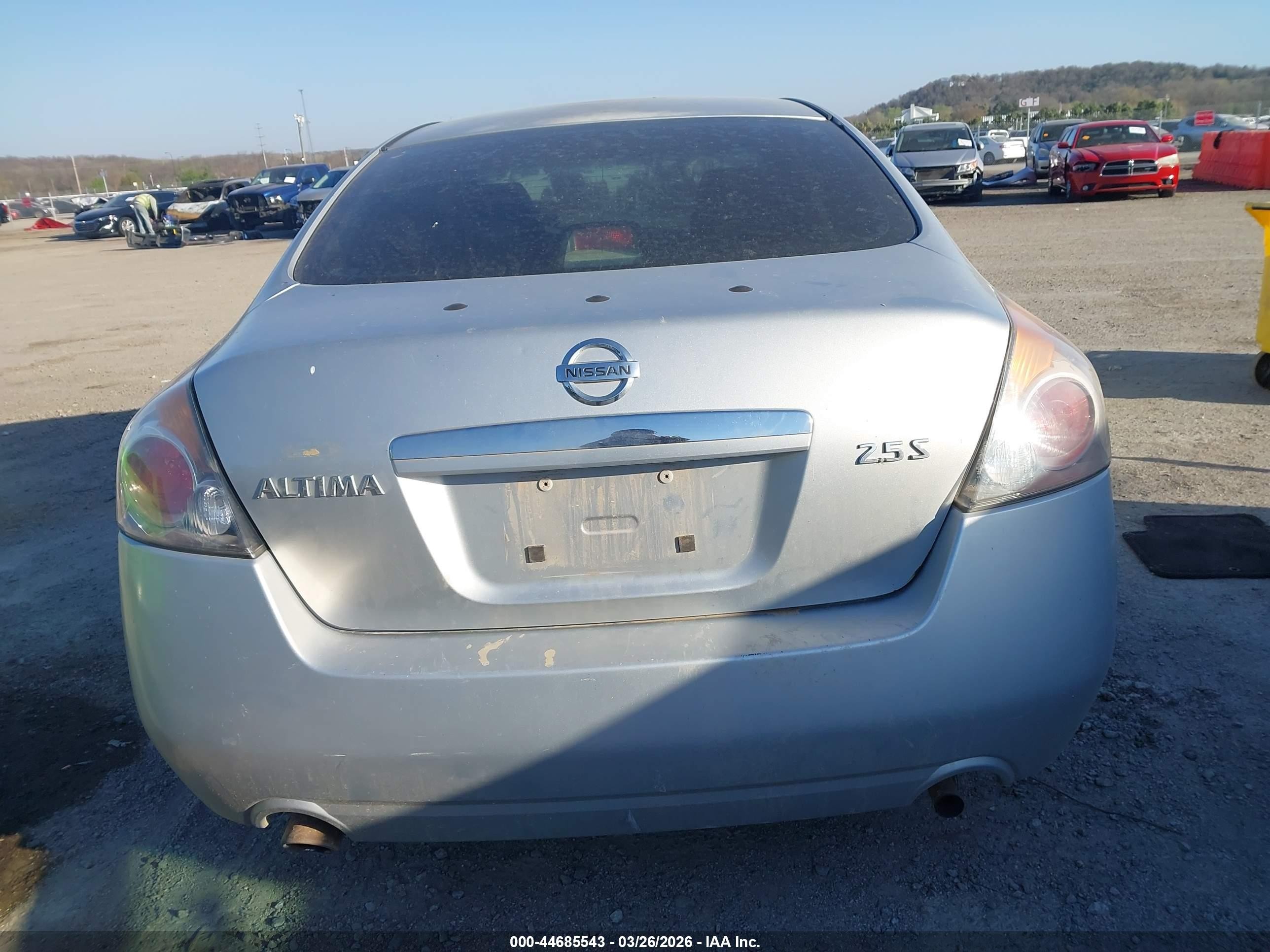 2007 Nissan Altima 2.5 S Серебряный vin: 1N4AL21E17N470770