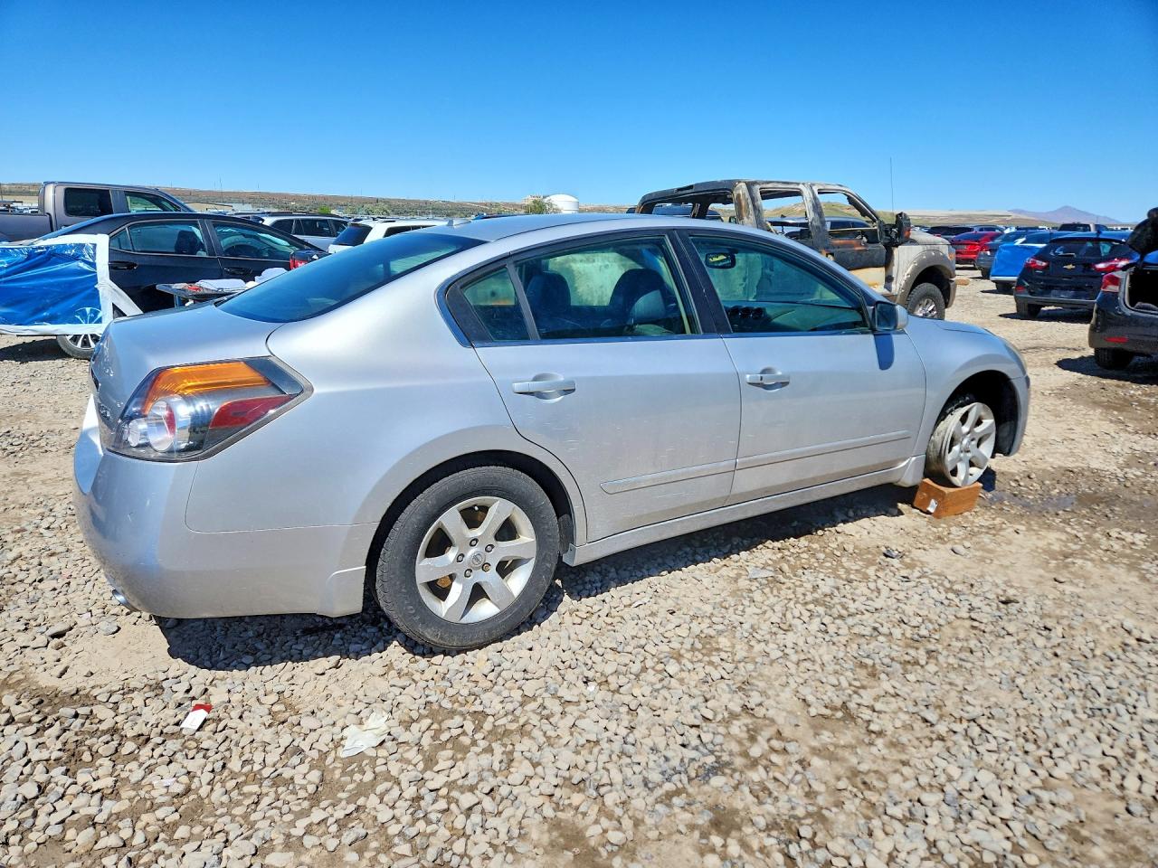 2008 Nissan Altima 2.5 Silver vin: 1N4AL21E18C276785