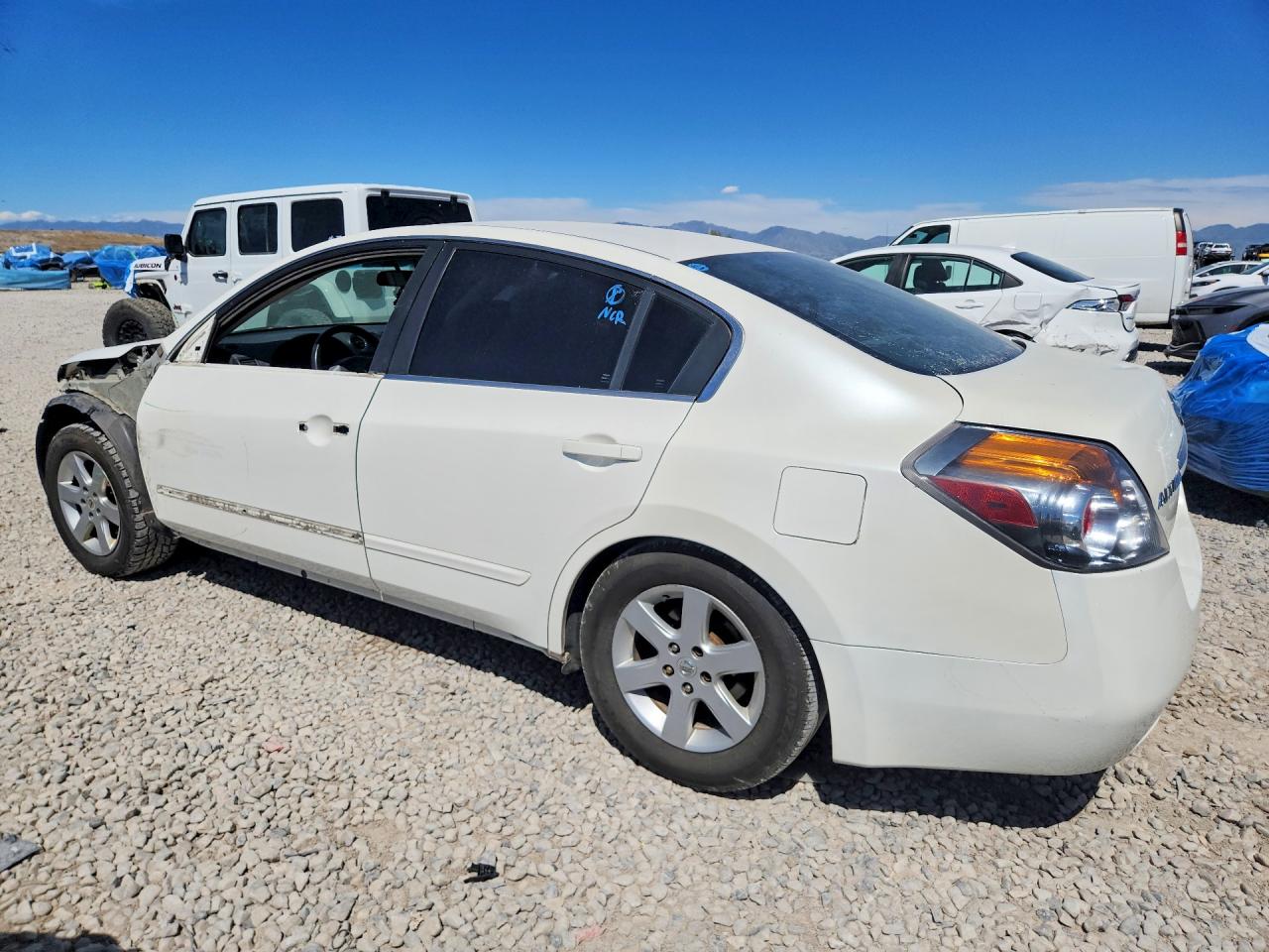 2009 Nissan Altima 2.5 Белый vin: 1N4AL21E19C126063
