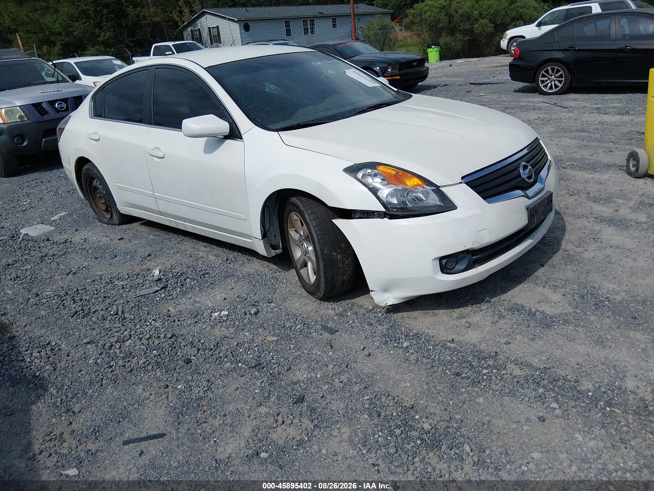 2009 Nissan Altima 2.5 White vin: 1N4AL21E19C135538