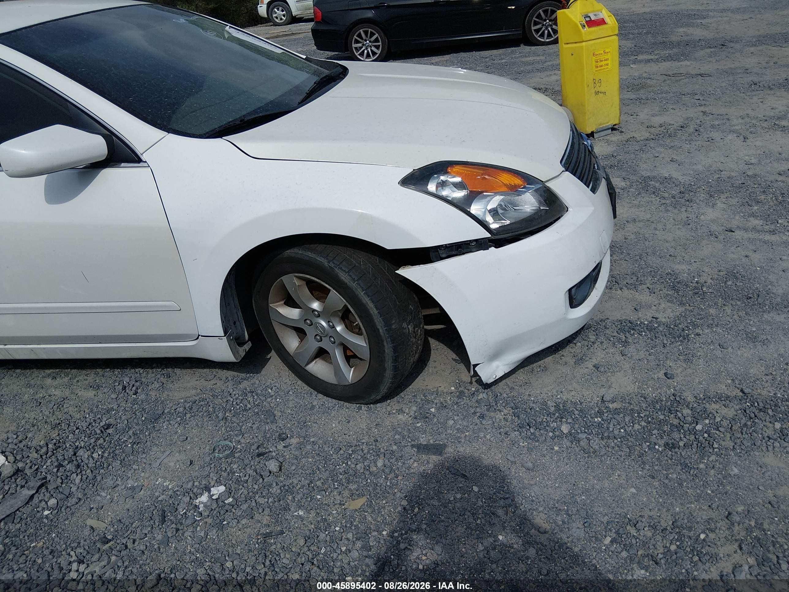2009 Nissan Altima 2.5 White vin: 1N4AL21E19C135538