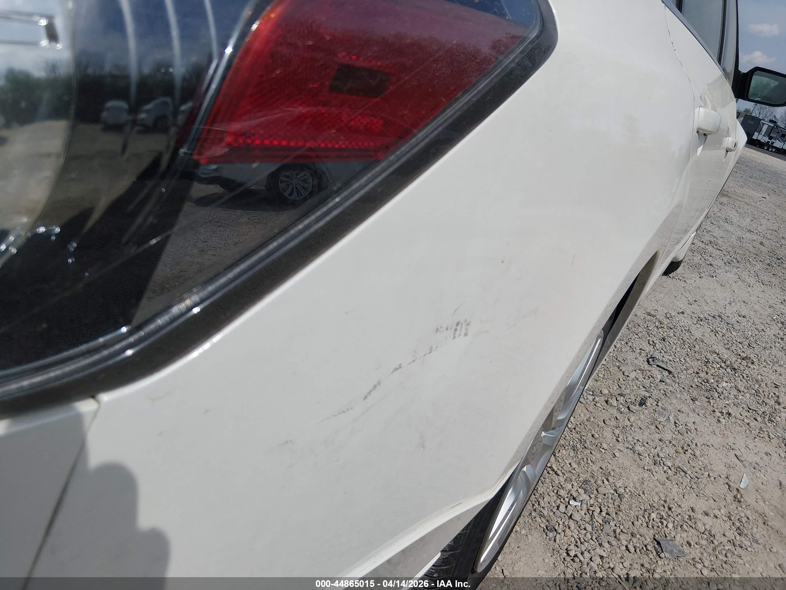 2009 Nissan Altima 2.5 S White vin: 1N4AL21E19C180818