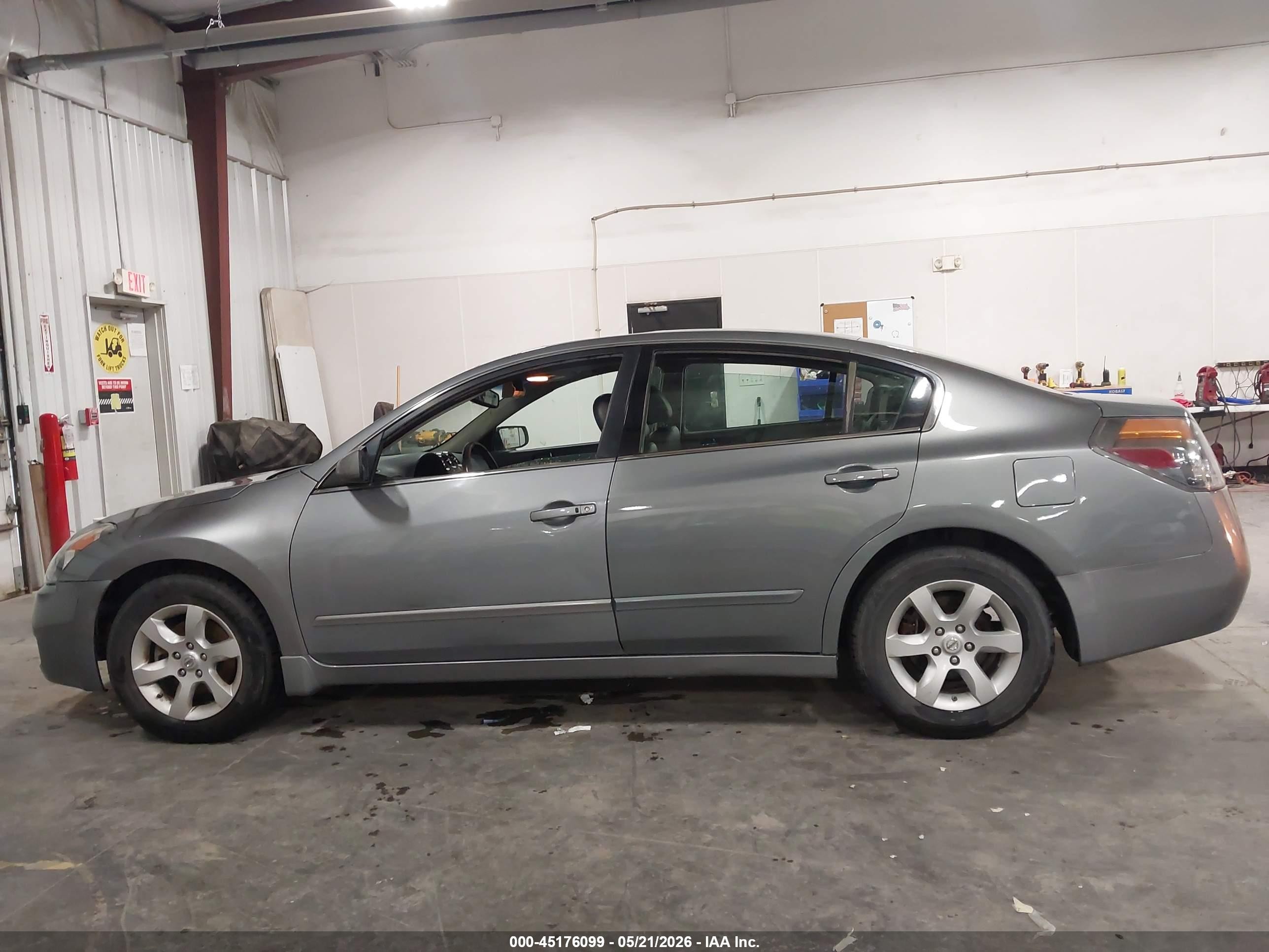 2009 Nissan Altima 2.5 S Silver vin: 1N4AL21E19N418722