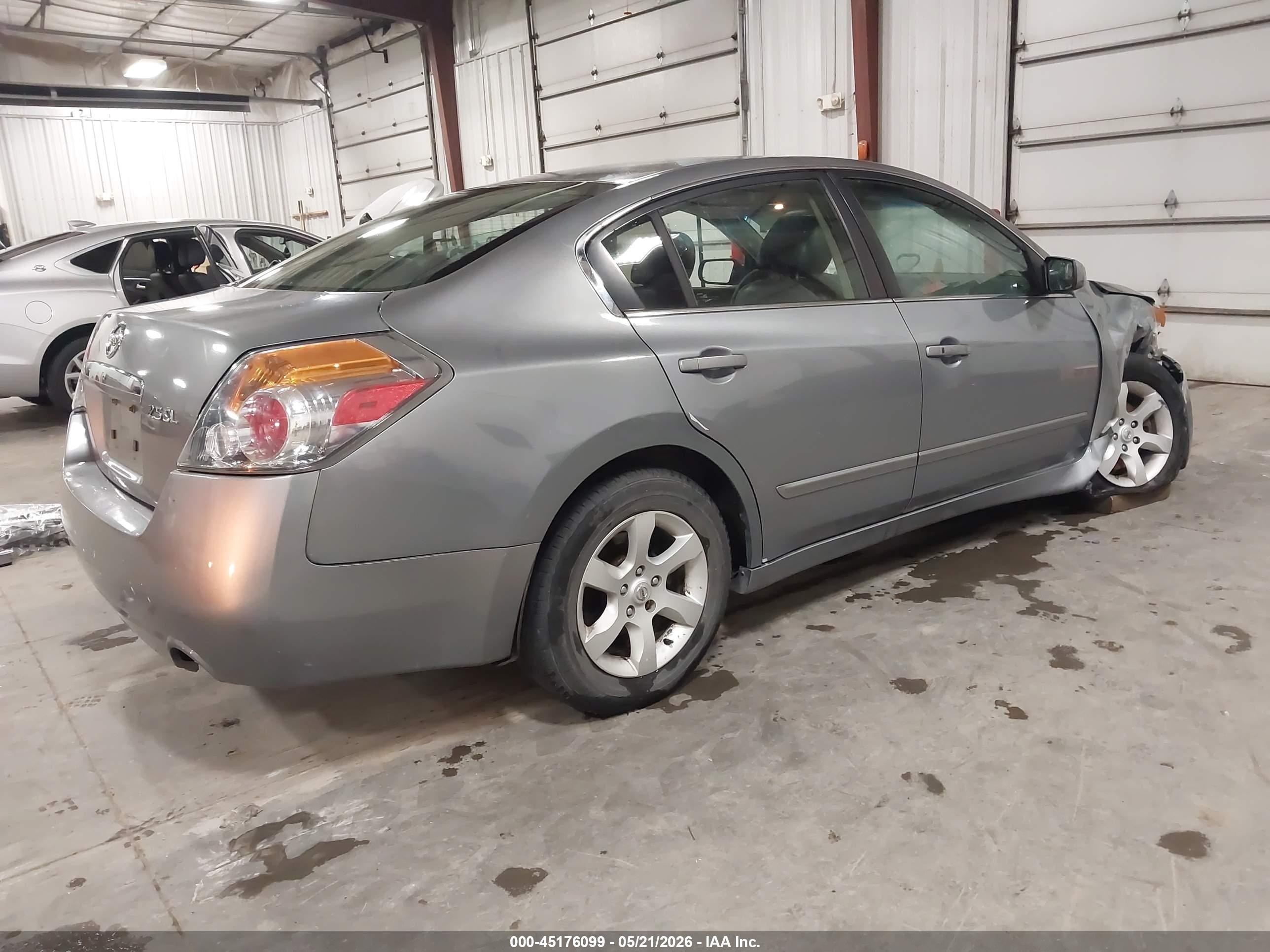 2009 Nissan Altima 2.5 S Silver vin: 1N4AL21E19N418722