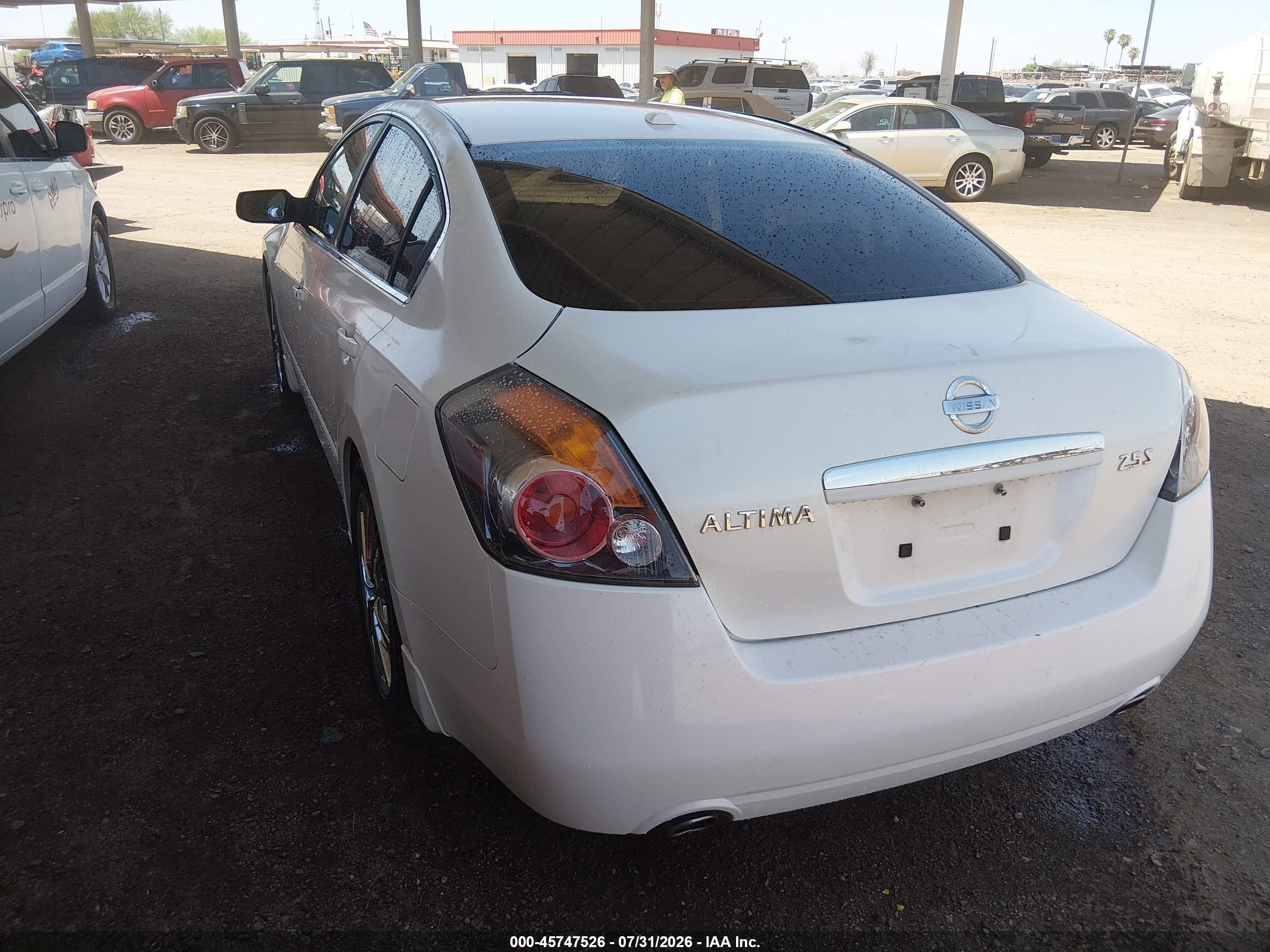 2009 Nissan Altima 2.5 S Белый vin: 1N4AL21E19N419076