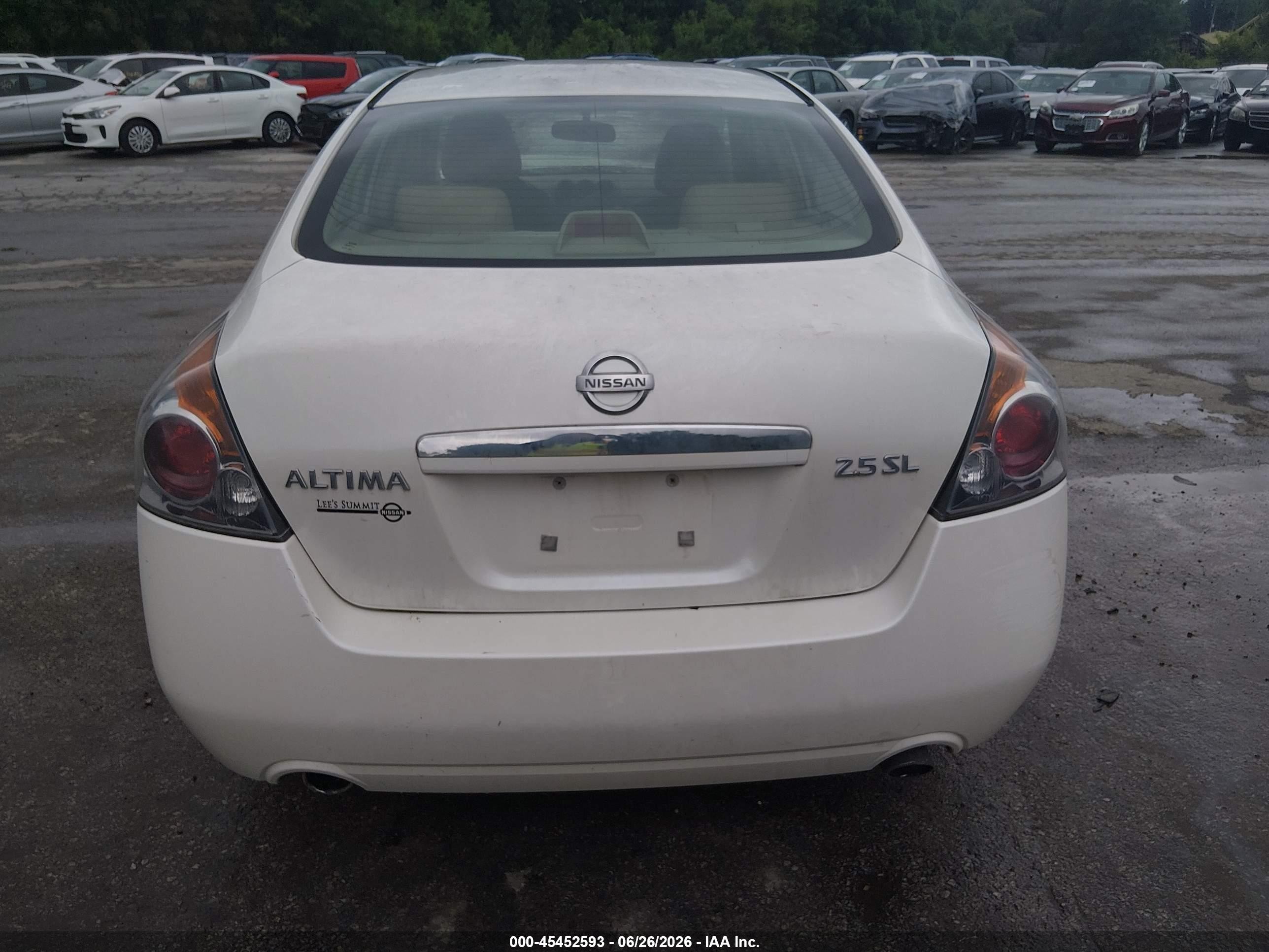 2009 Nissan Altima 2.5 S White vin: 1N4AL21E19N437755
