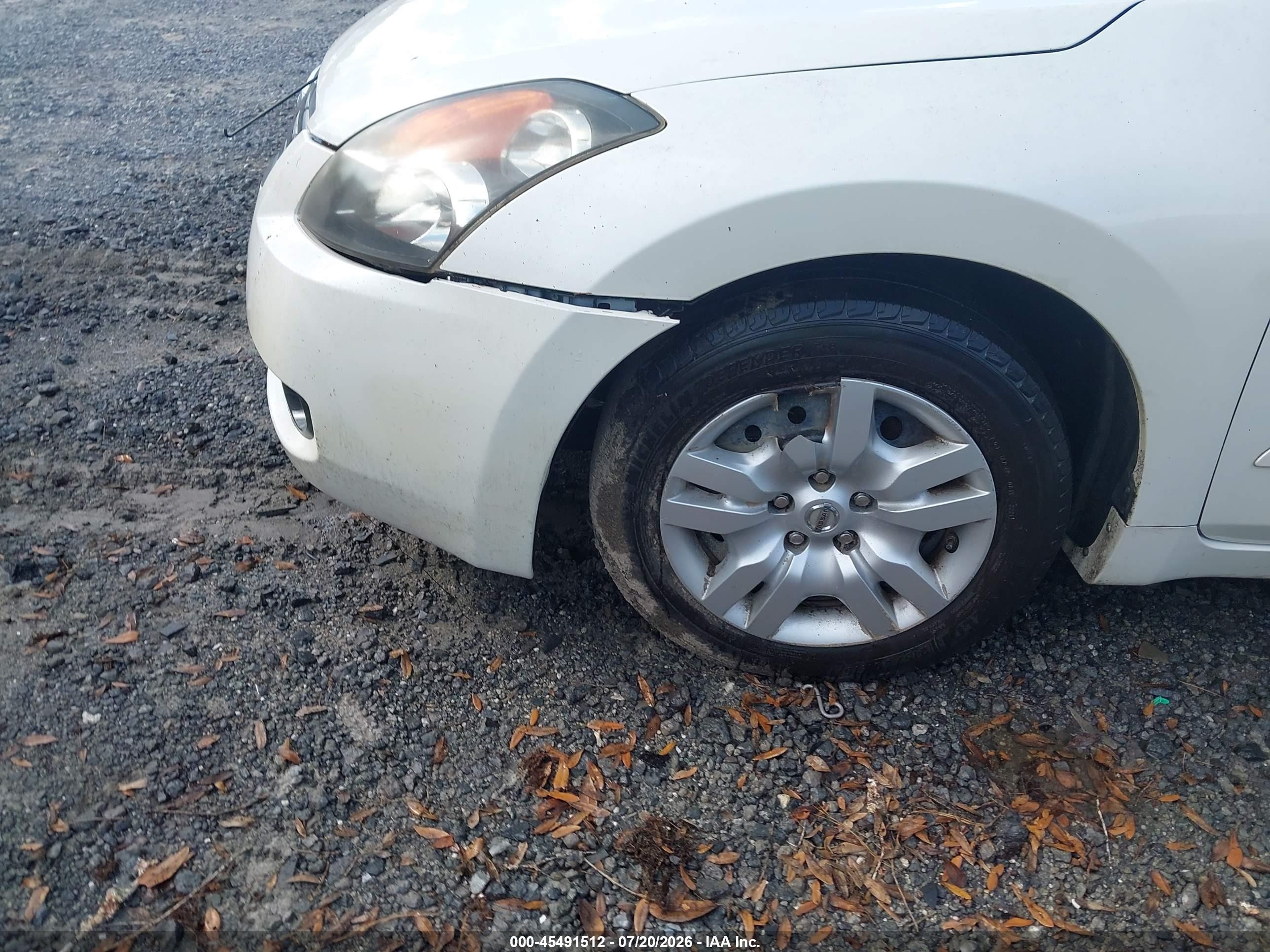 2009 Nissan Altima 2.5 White vin: 1N4AL21E19N440963