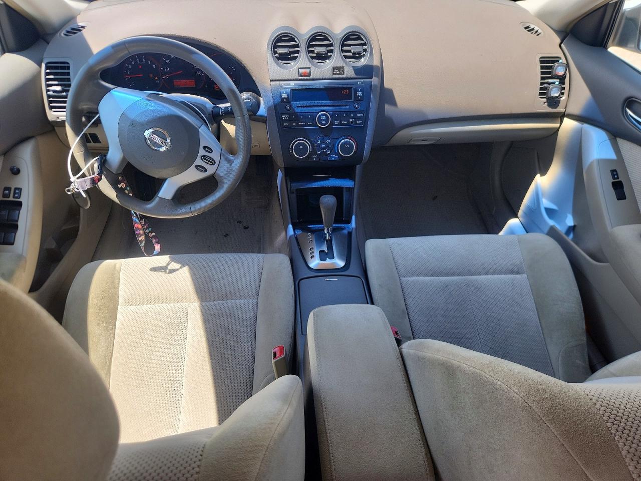 2009 Nissan Altima 2.5/2.5s Белый vin: 1N4AL21E19N444589