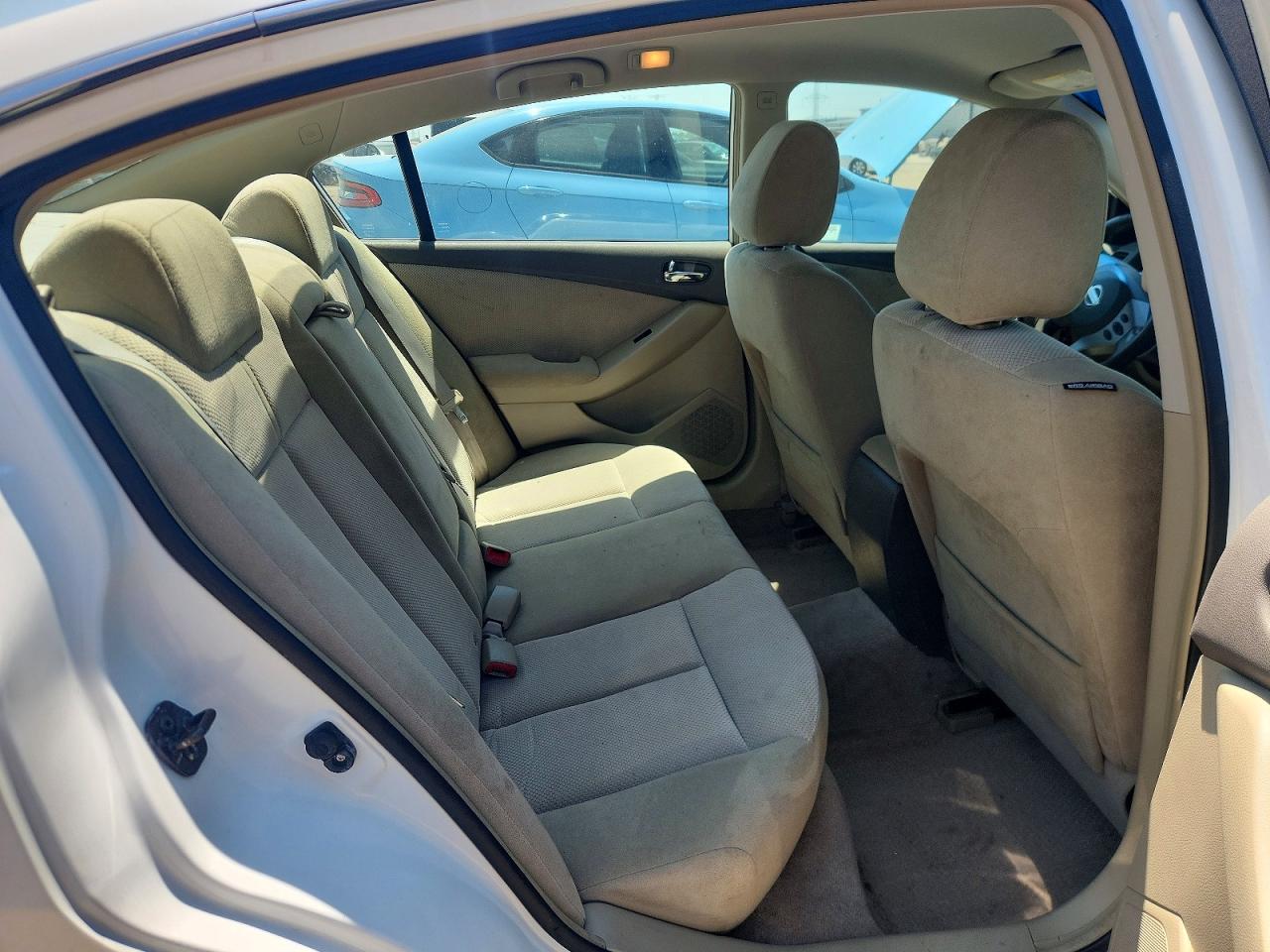 2009 Nissan Altima 2.5/2.5s Белый vin: 1N4AL21E19N444589