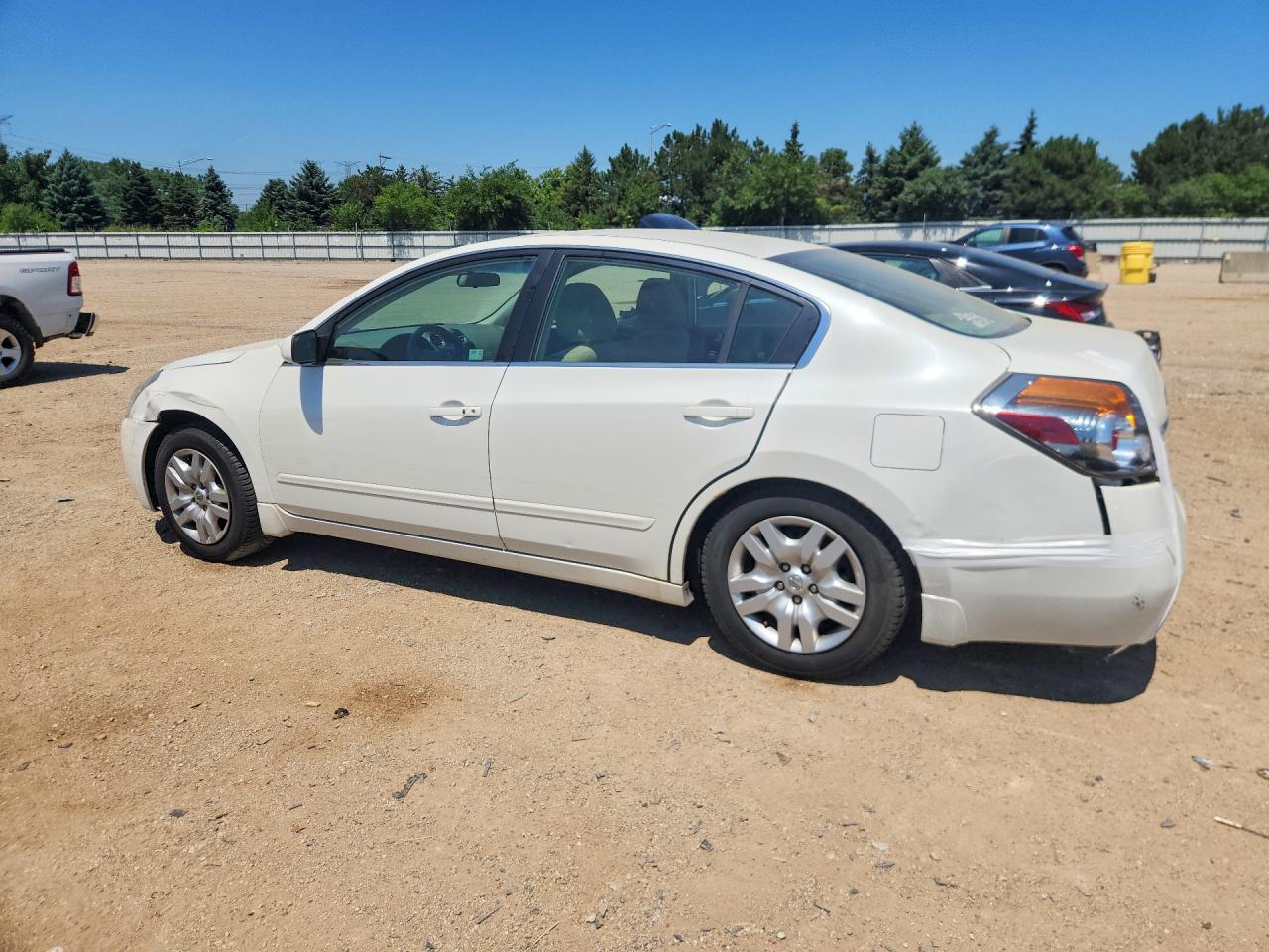 2009 Nissan Altima 2.5/2.5s Белый vin: 1N4AL21E19N444589
