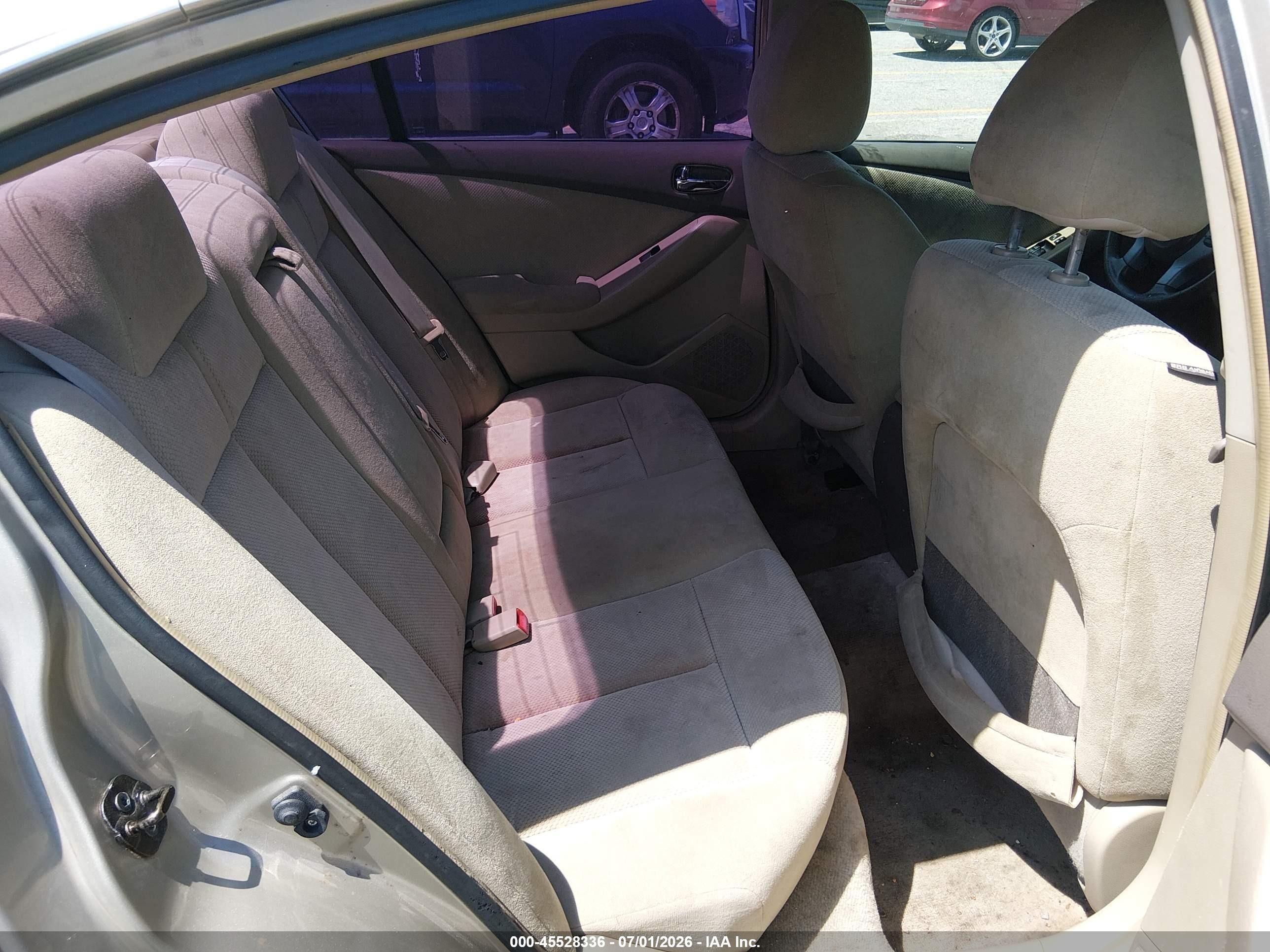 2009 Nissan Altima 2.5 S Beige vin: 1N4AL21E19N446715