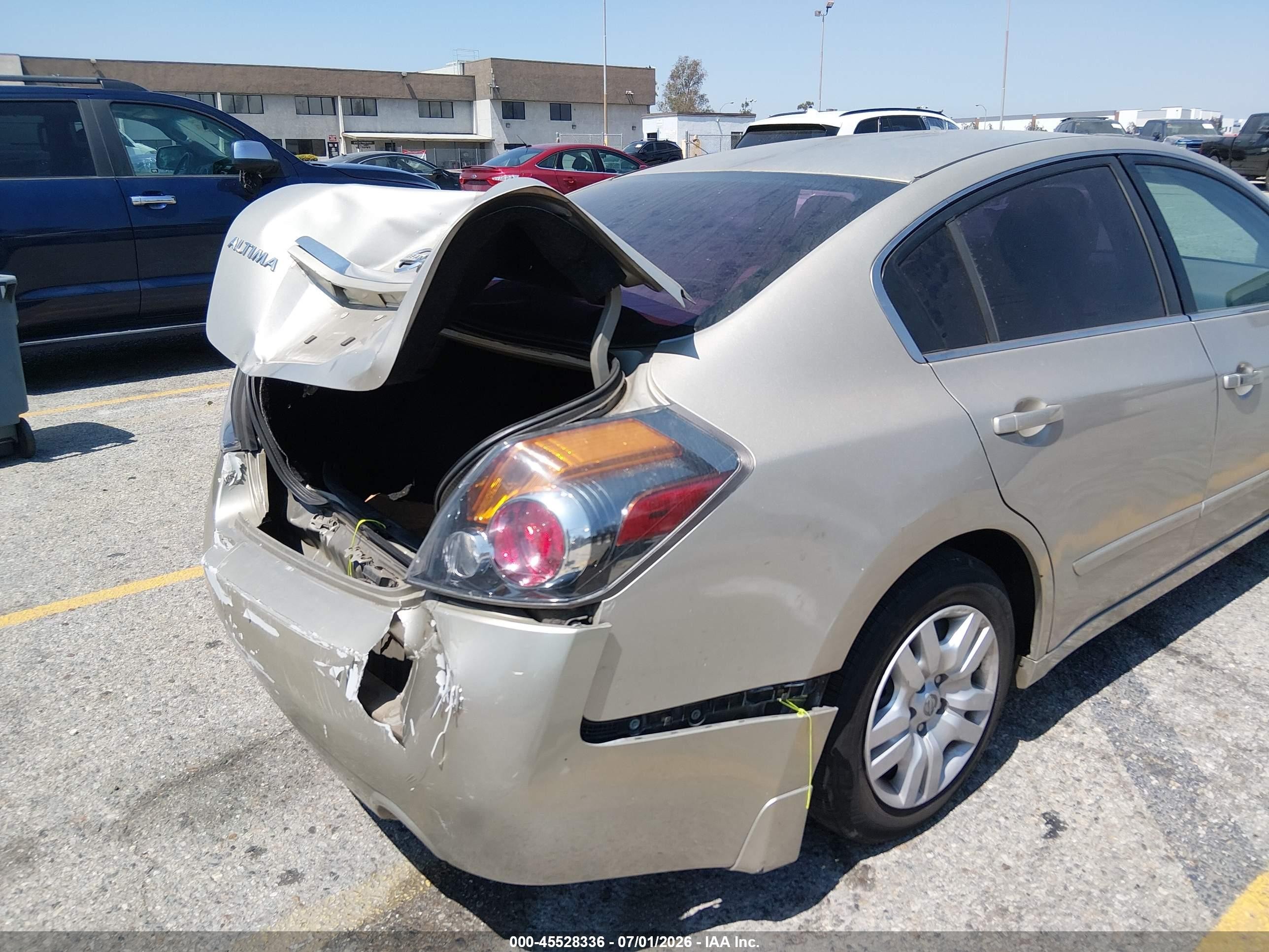 2009 Nissan Altima 2.5 S Beige vin: 1N4AL21E19N446715