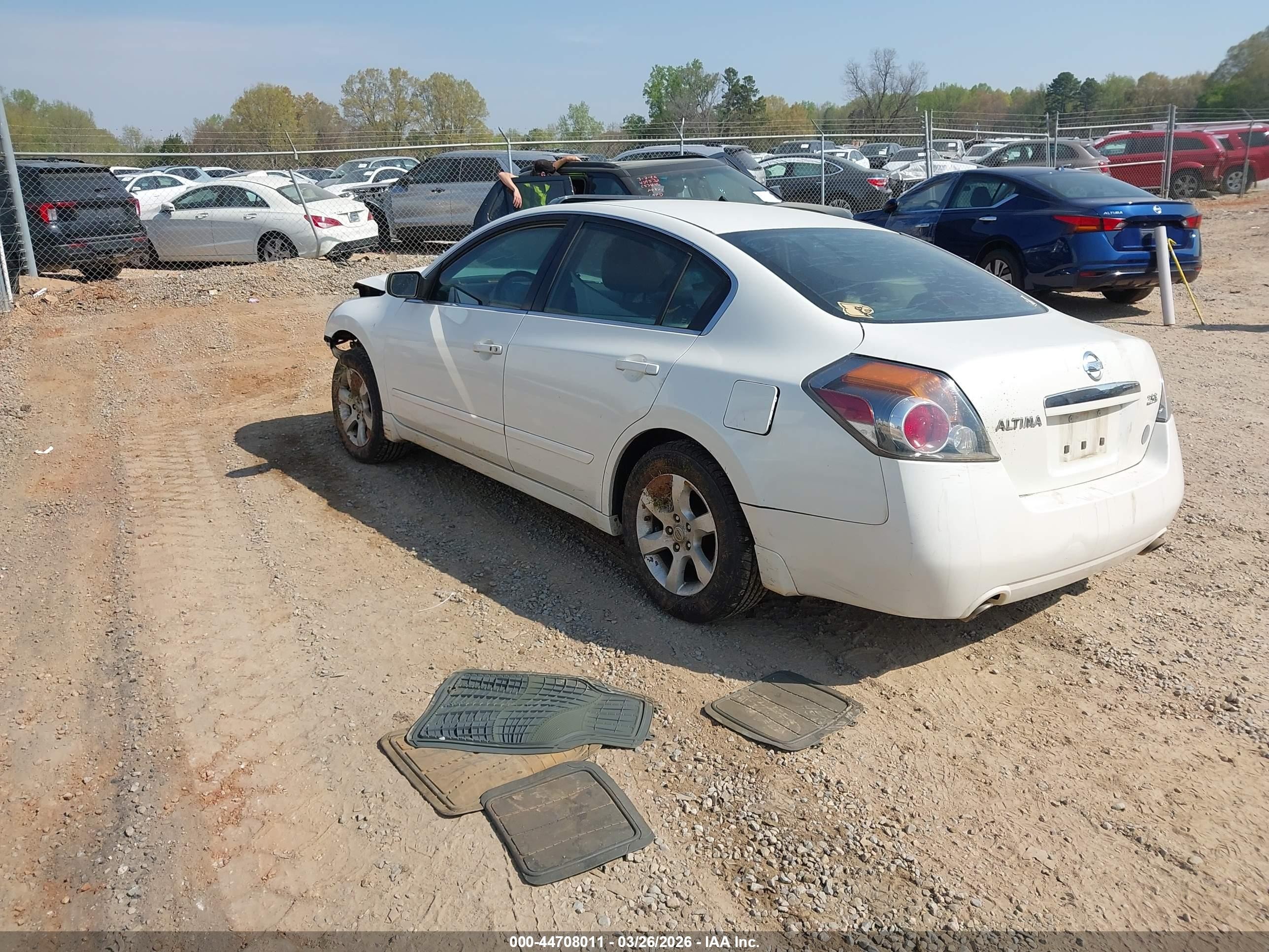 2009 Nissan Altima 2.5 S White vin: 1N4AL21E19N477012
