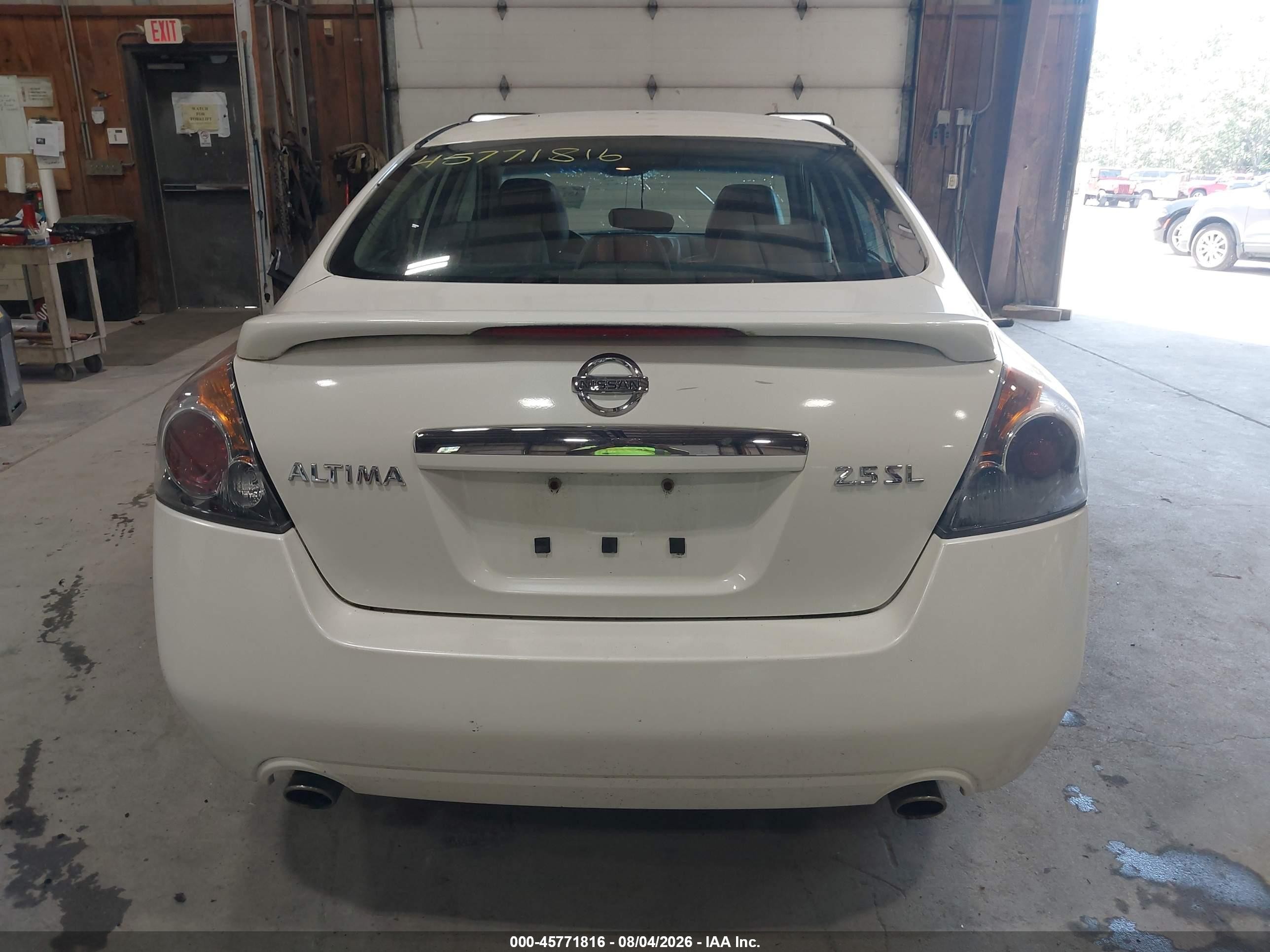 2009 Nissan Altima 2.5 S White vin: 1N4AL21E19N506511