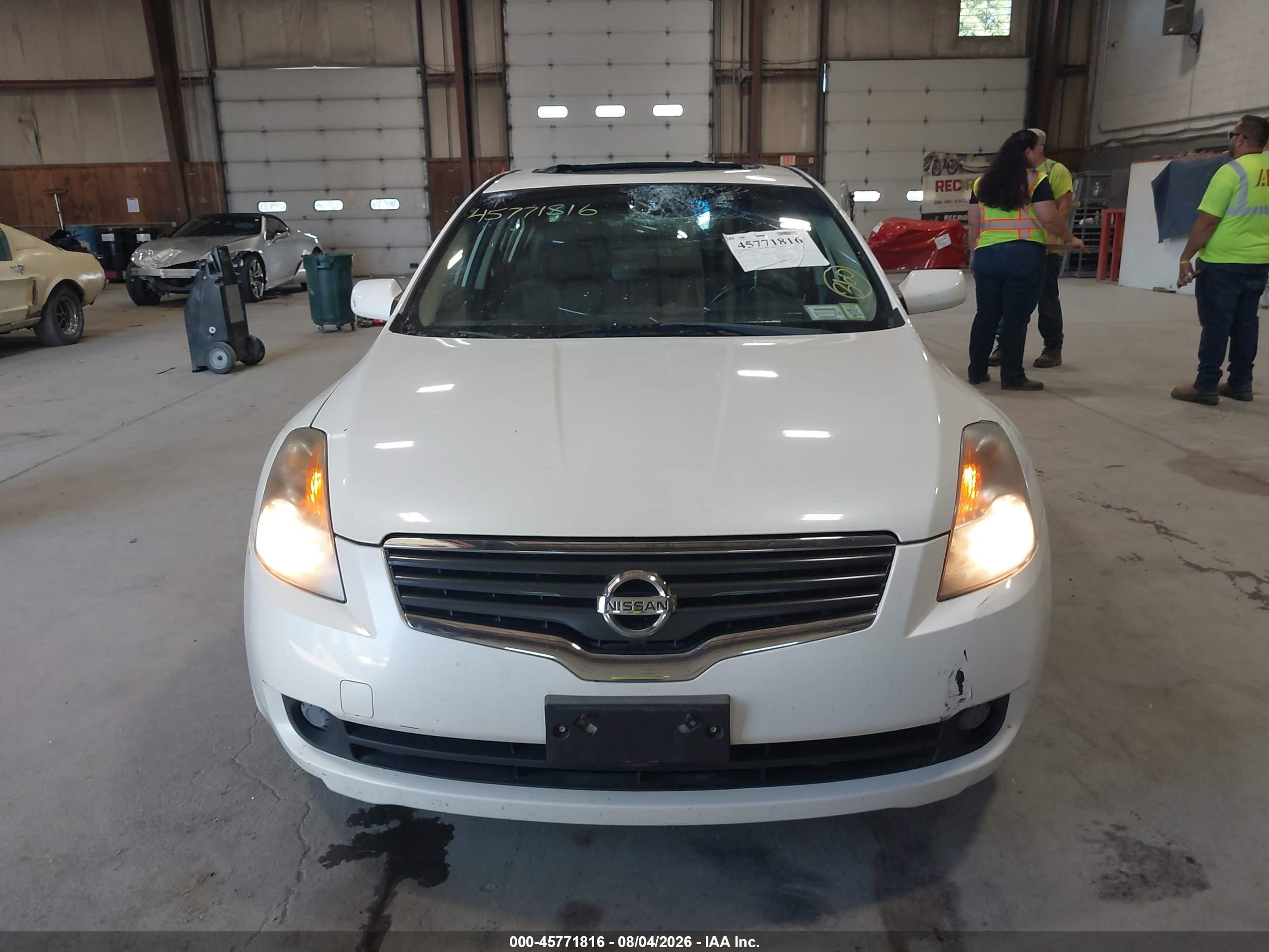 2009 Nissan Altima 2.5 S White vin: 1N4AL21E19N506511