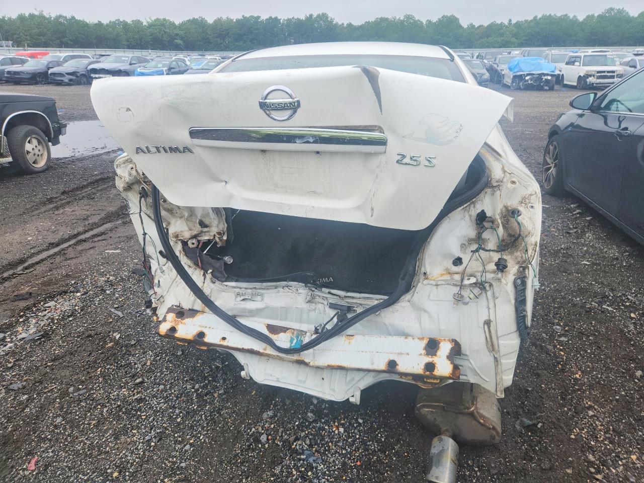 2009 Nissan Altima 2.5 Белый vin: 1N4AL21E19N514575