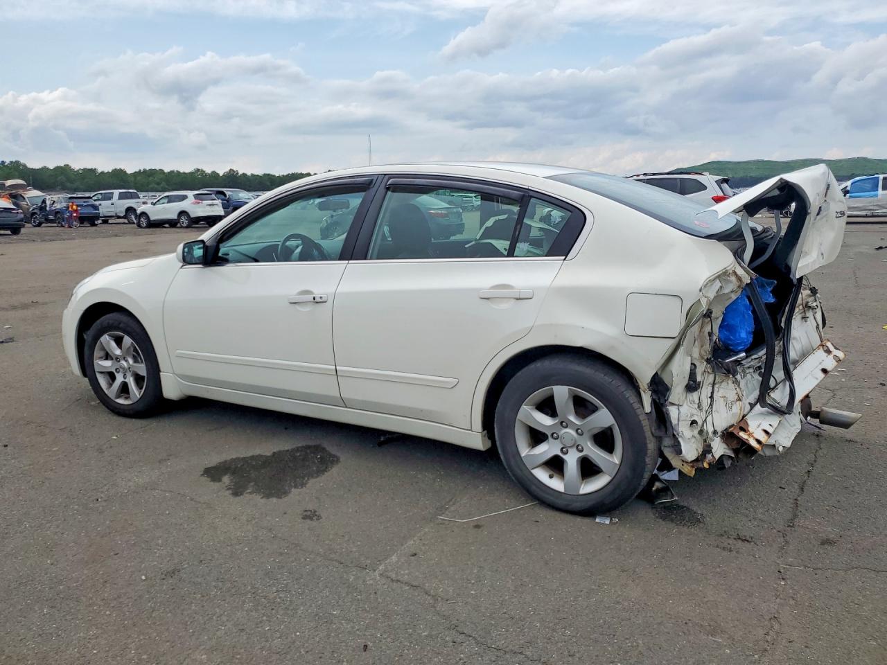 2009 Nissan Altima 2.5 Белый vin: 1N4AL21E19N514575