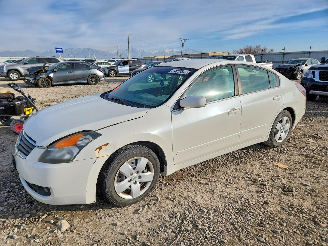 2007 Nissan Altima White vin: 1N4AL21E27C173244