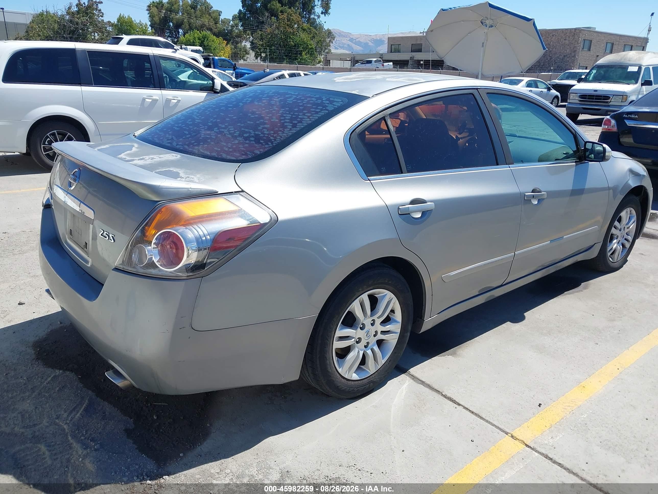 2007 Nissan Altima 2.5 S Серый vin: 1N4AL21E27N464489