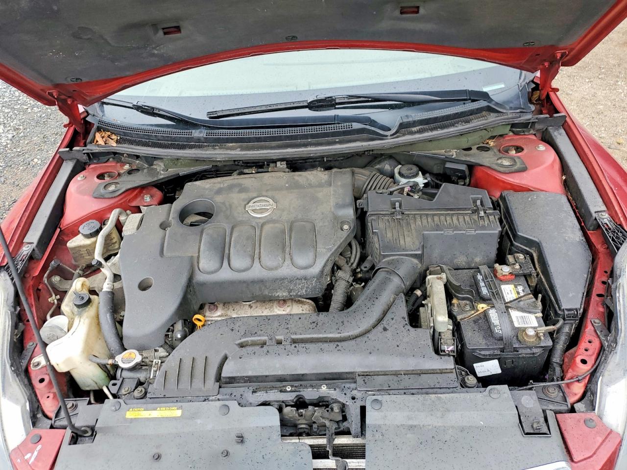 2007 Nissan Altima 2.5 Red vin: 1N4AL21E27N474214