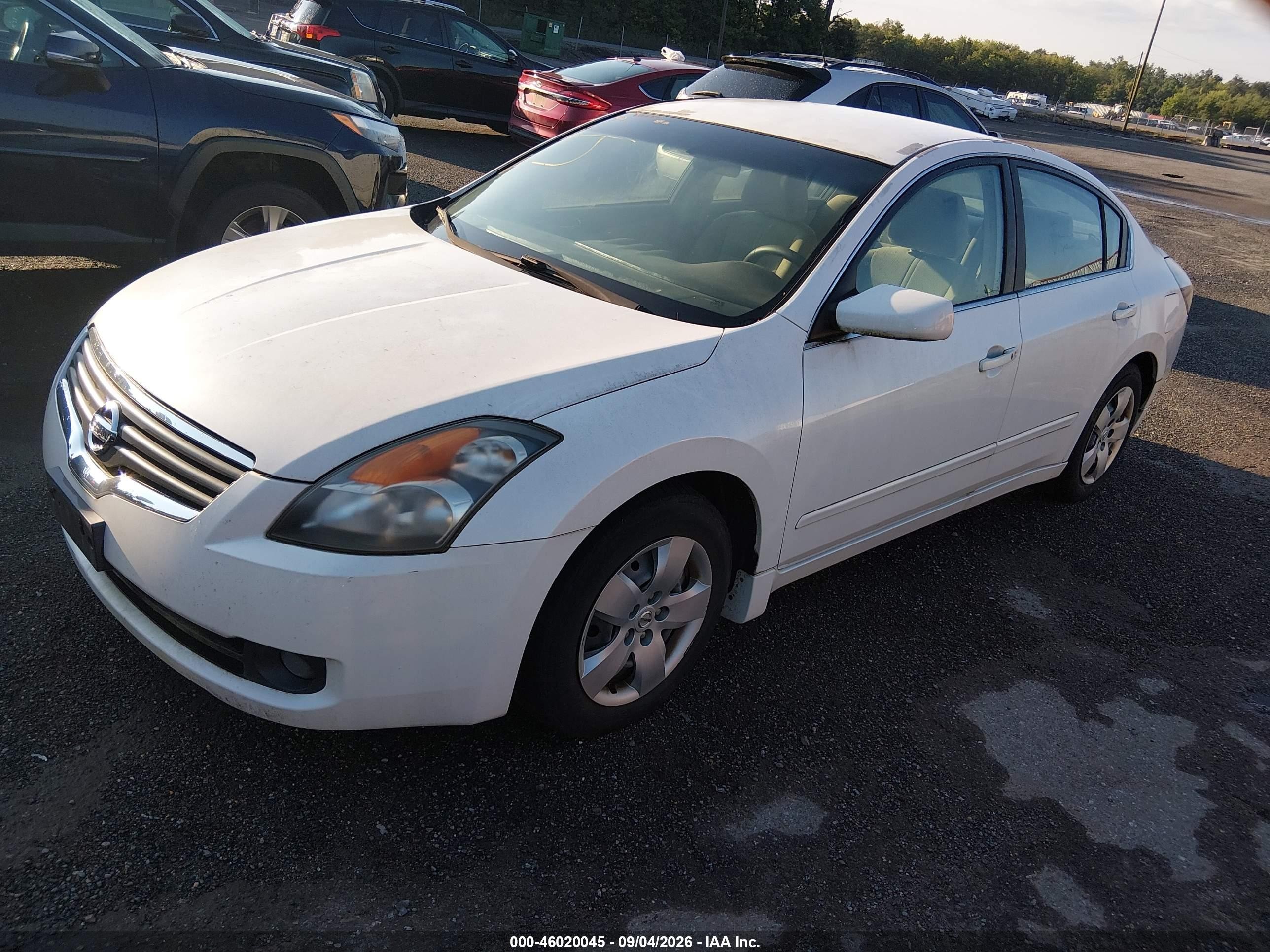 2008 Nissan Altima 2.5 S White vin: 1N4AL21E28C213257