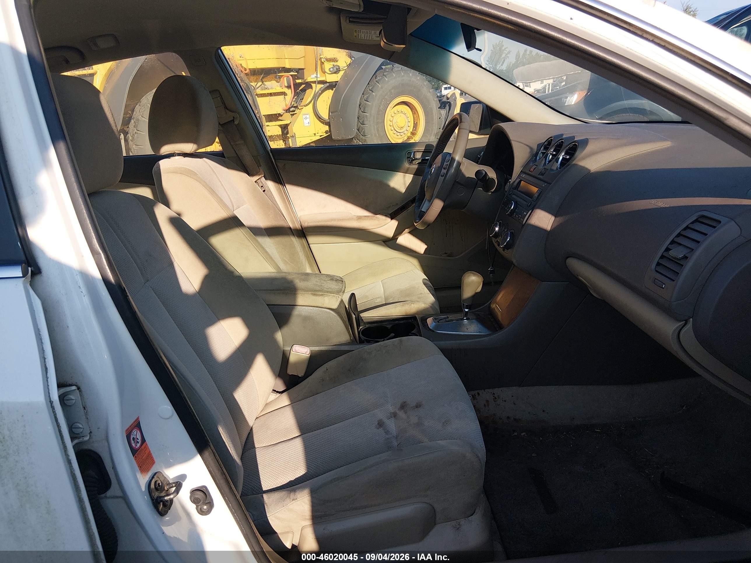 2008 Nissan Altima 2.5 S White vin: 1N4AL21E28C213257