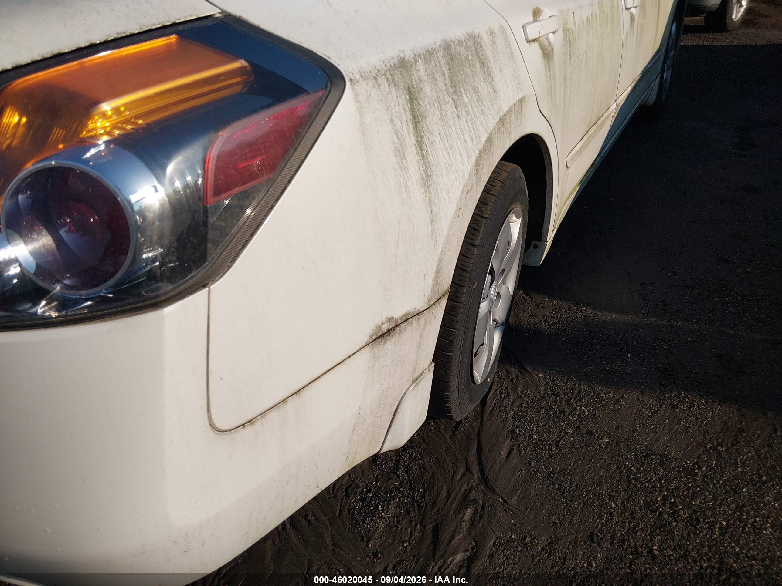 2008 Nissan Altima 2.5 S White vin: 1N4AL21E28C213257