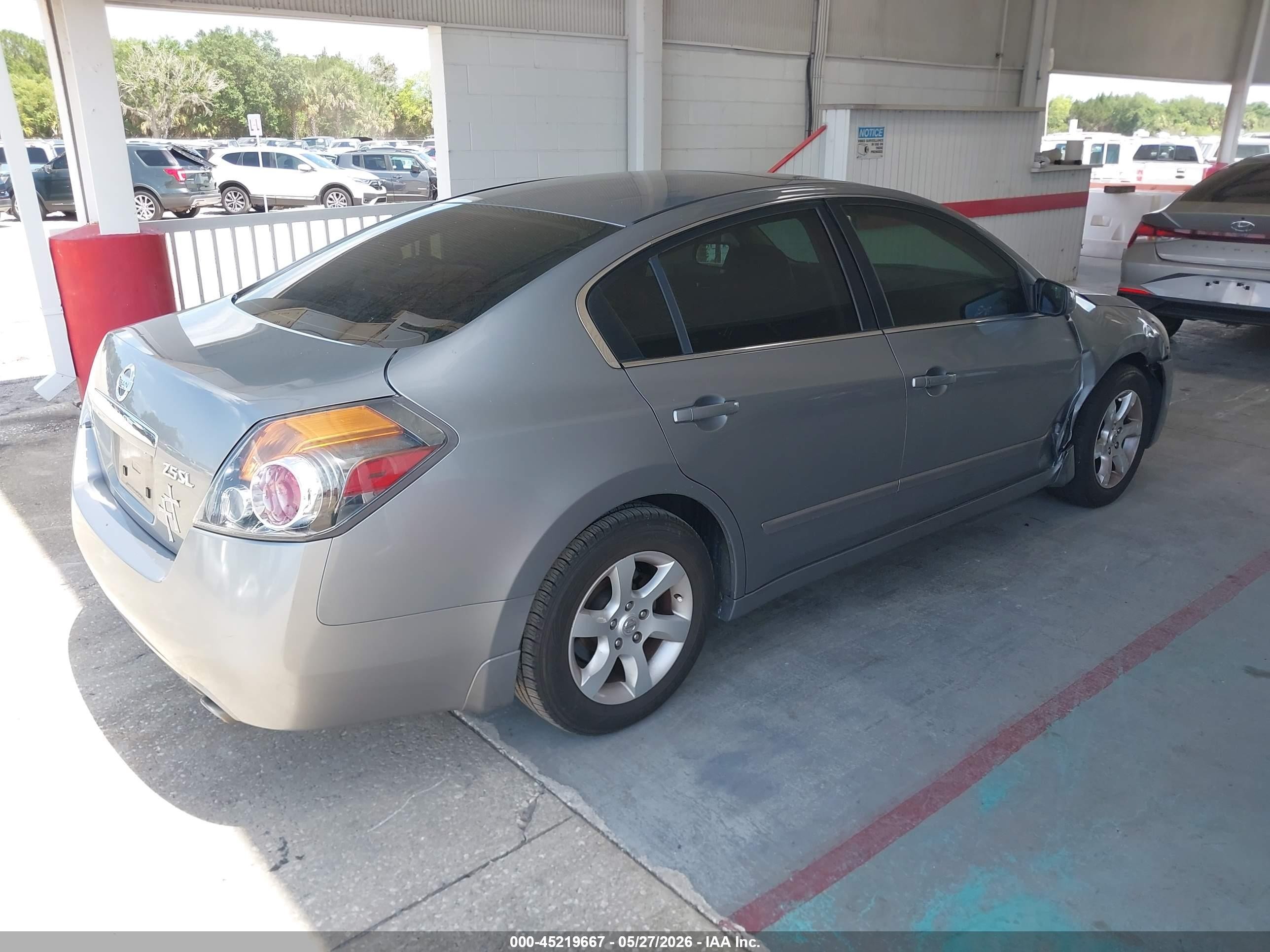 2009 Nissan Altima 2.5 S Silver vin: 1N4AL21E29C137718
