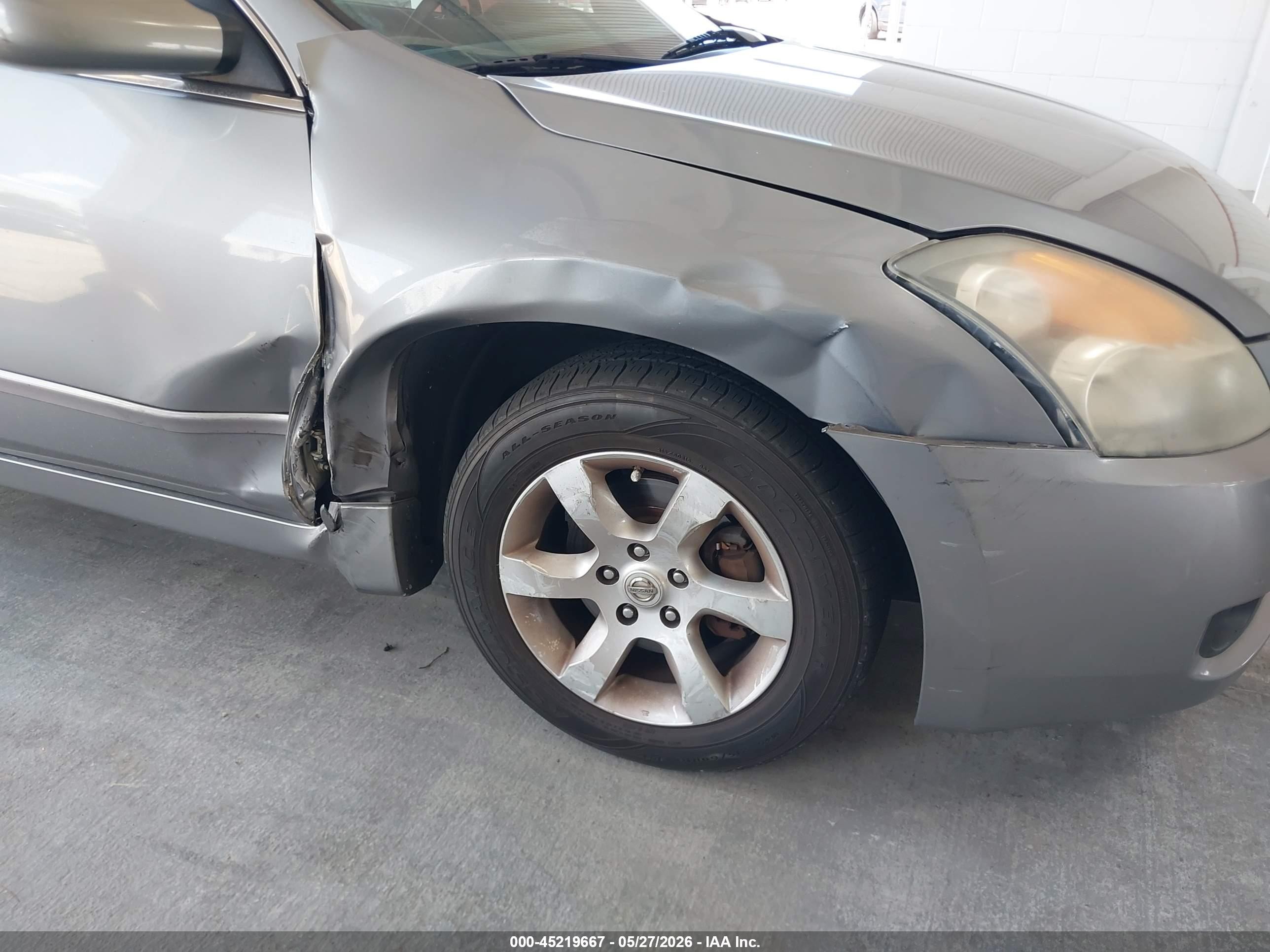 2009 Nissan Altima 2.5 S Silver vin: 1N4AL21E29C137718