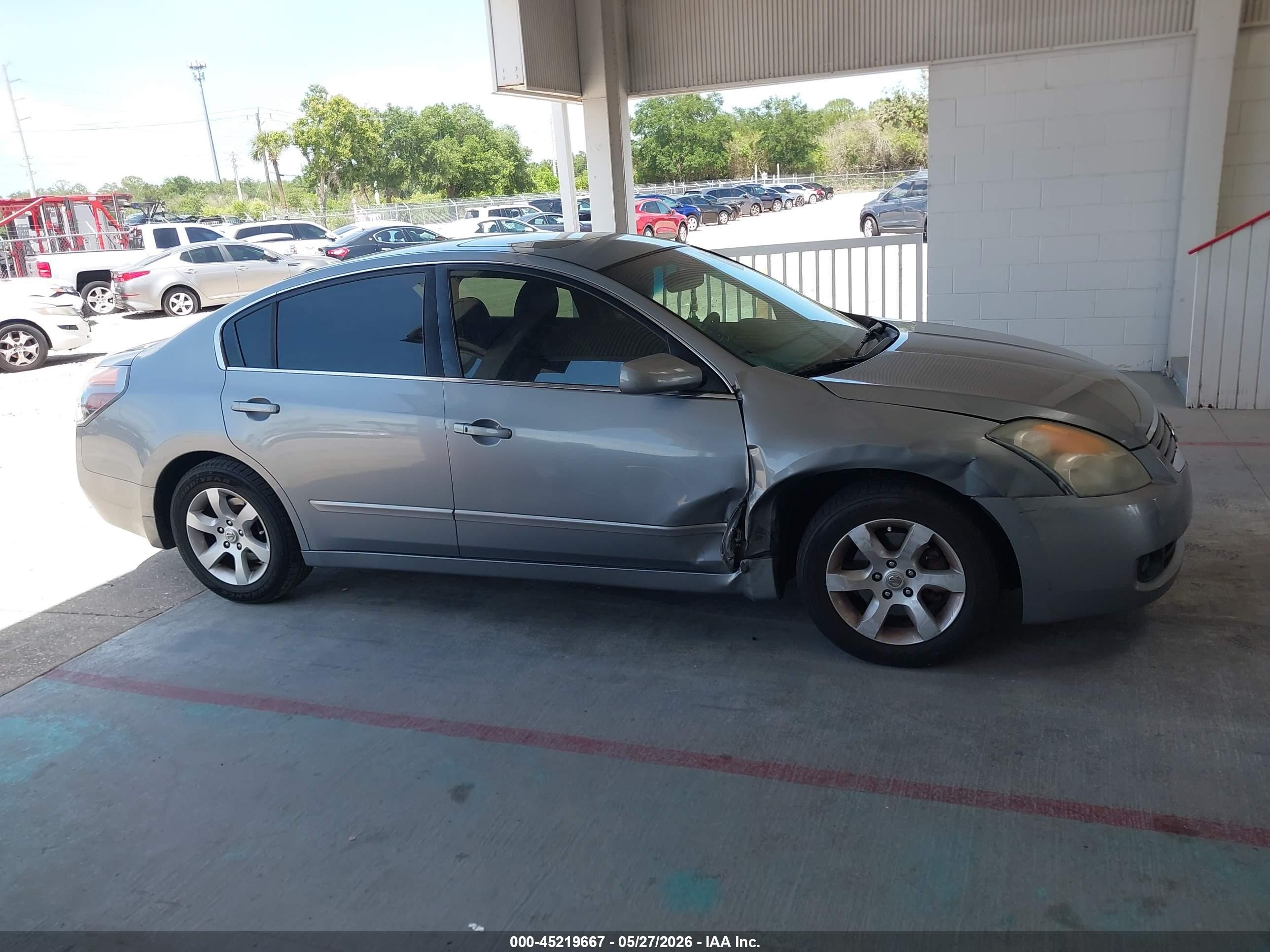 2009 Nissan Altima 2.5 S Silver vin: 1N4AL21E29C137718