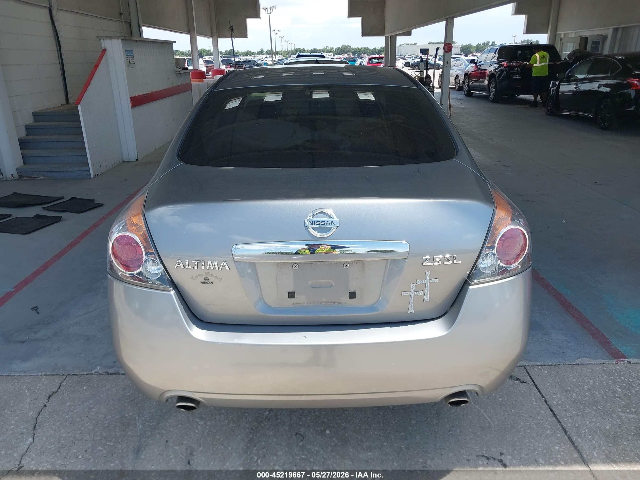 2009 Nissan Altima 2.5 S Silver vin: 1N4AL21E29C137718