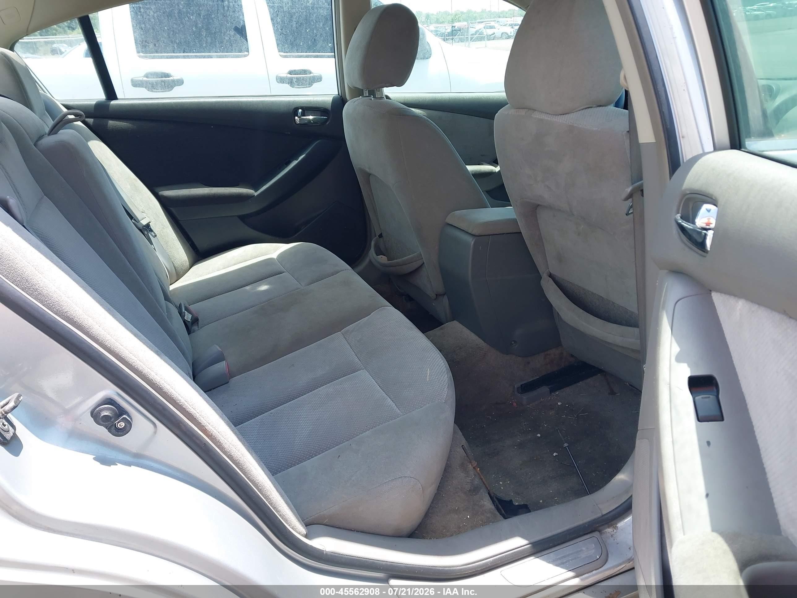 2009 Nissan Altima 2.5 S Silver vin: 1N4AL21E29N507652