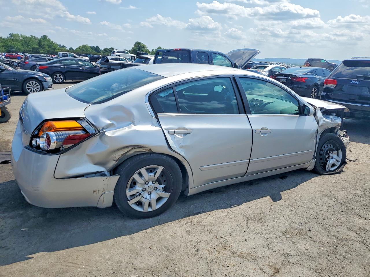 2009 Nissan Altima 2.5 Silver vin: 1N4AL21E29N541977