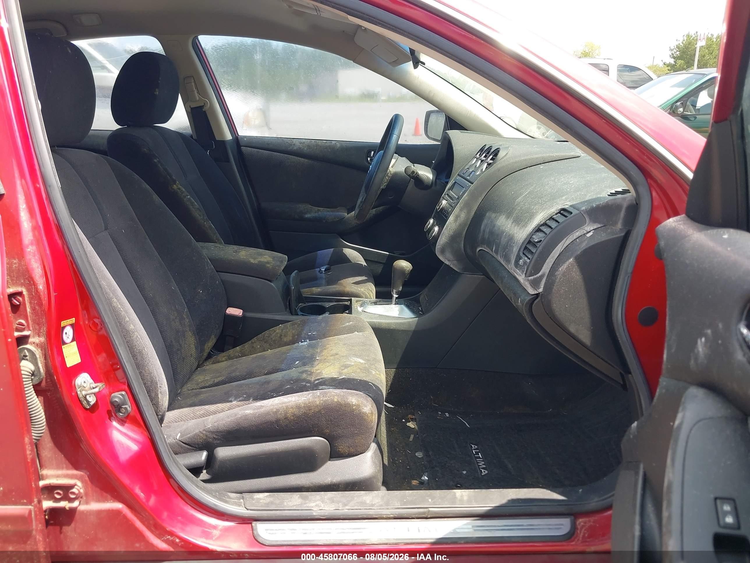 2009 Nissan Altima 2.5 S Red vin: 1N4AL21E29N557872