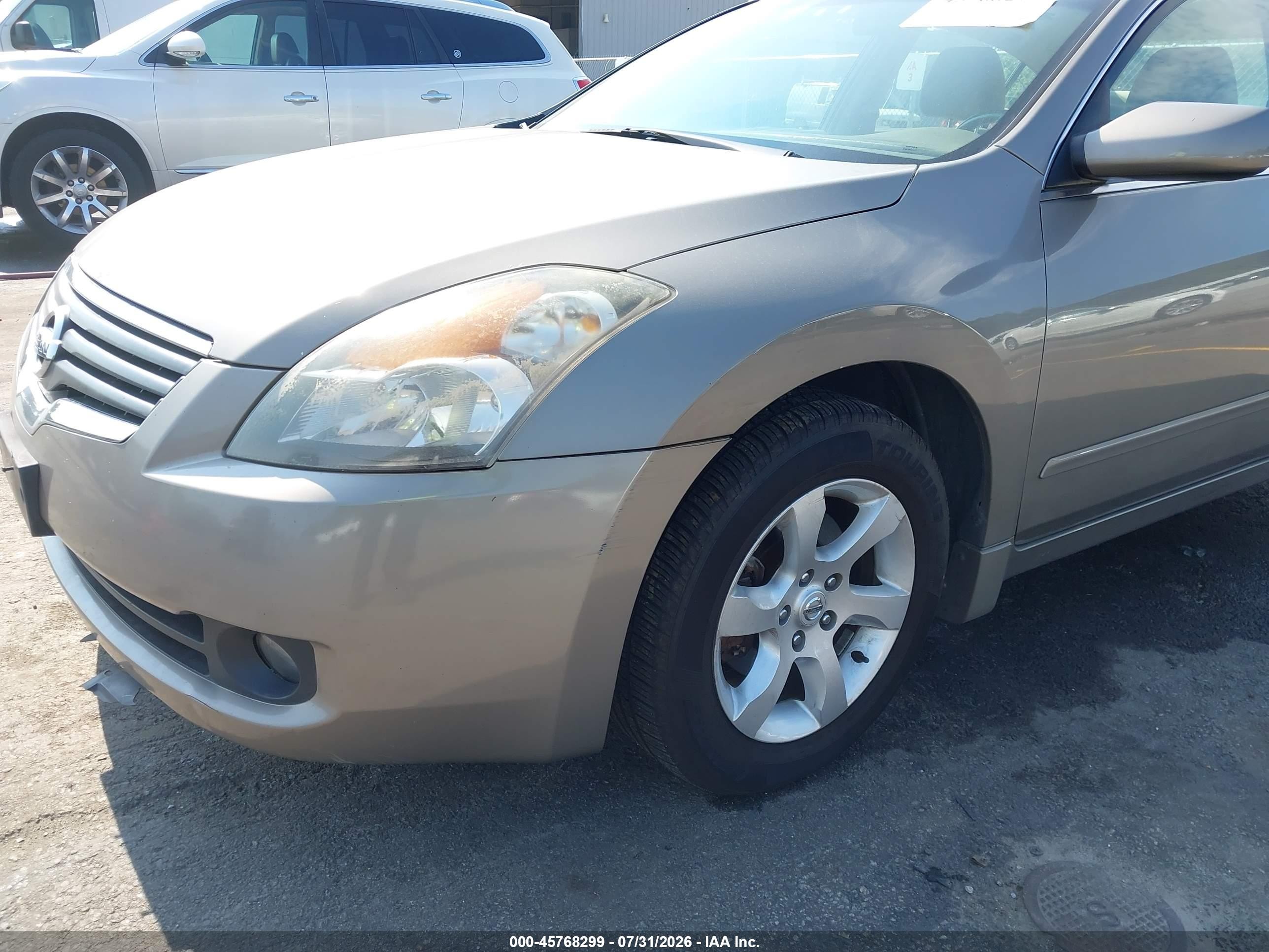 2007 Nissan Altima 2.5 S Beige vin: 1N4AL21E37C193891