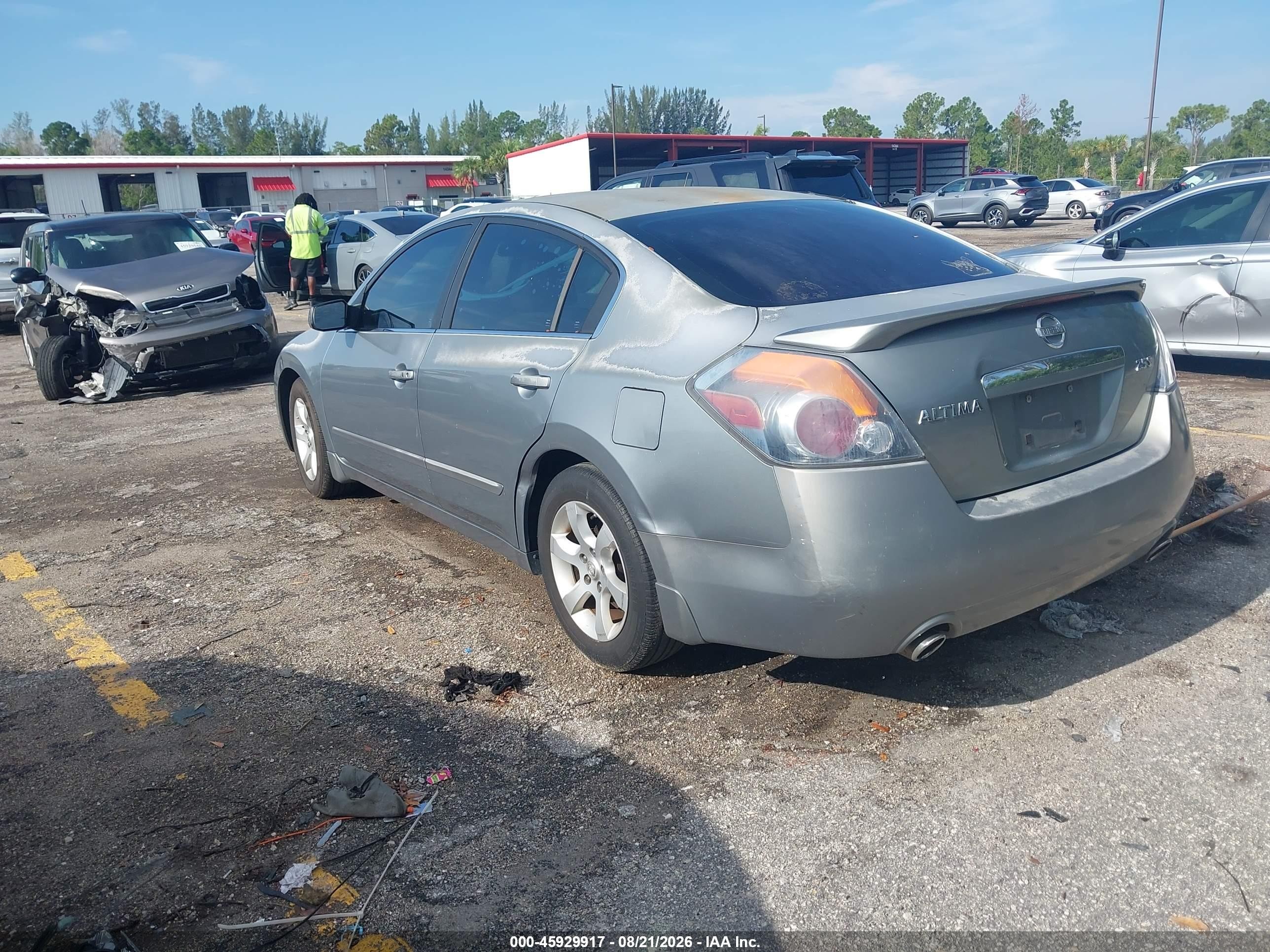 2007 Nissan Altima 2.5 S Silver vin: 1N4AL21E37N451007