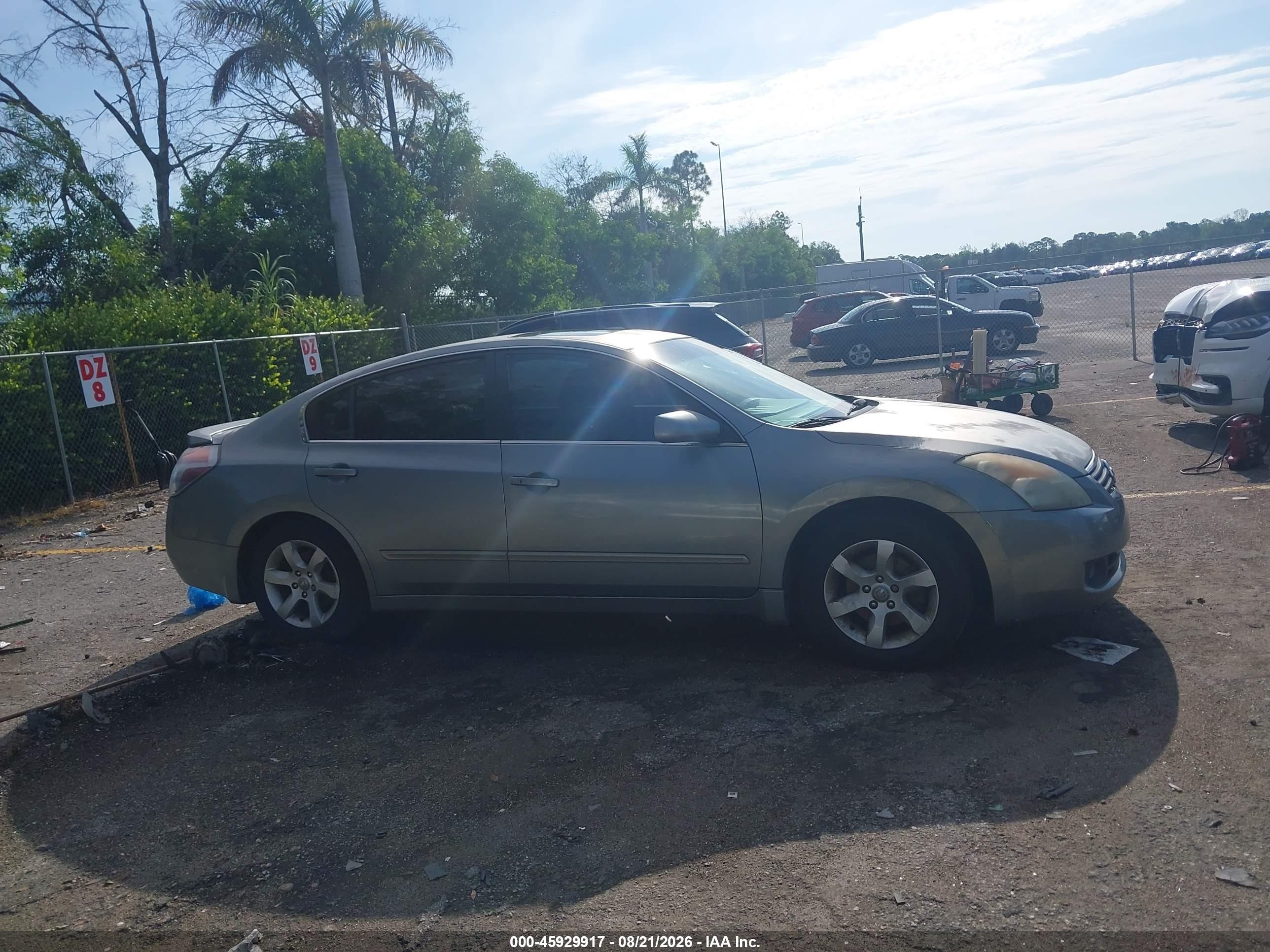 2007 Nissan Altima 2.5 S Silver vin: 1N4AL21E37N451007