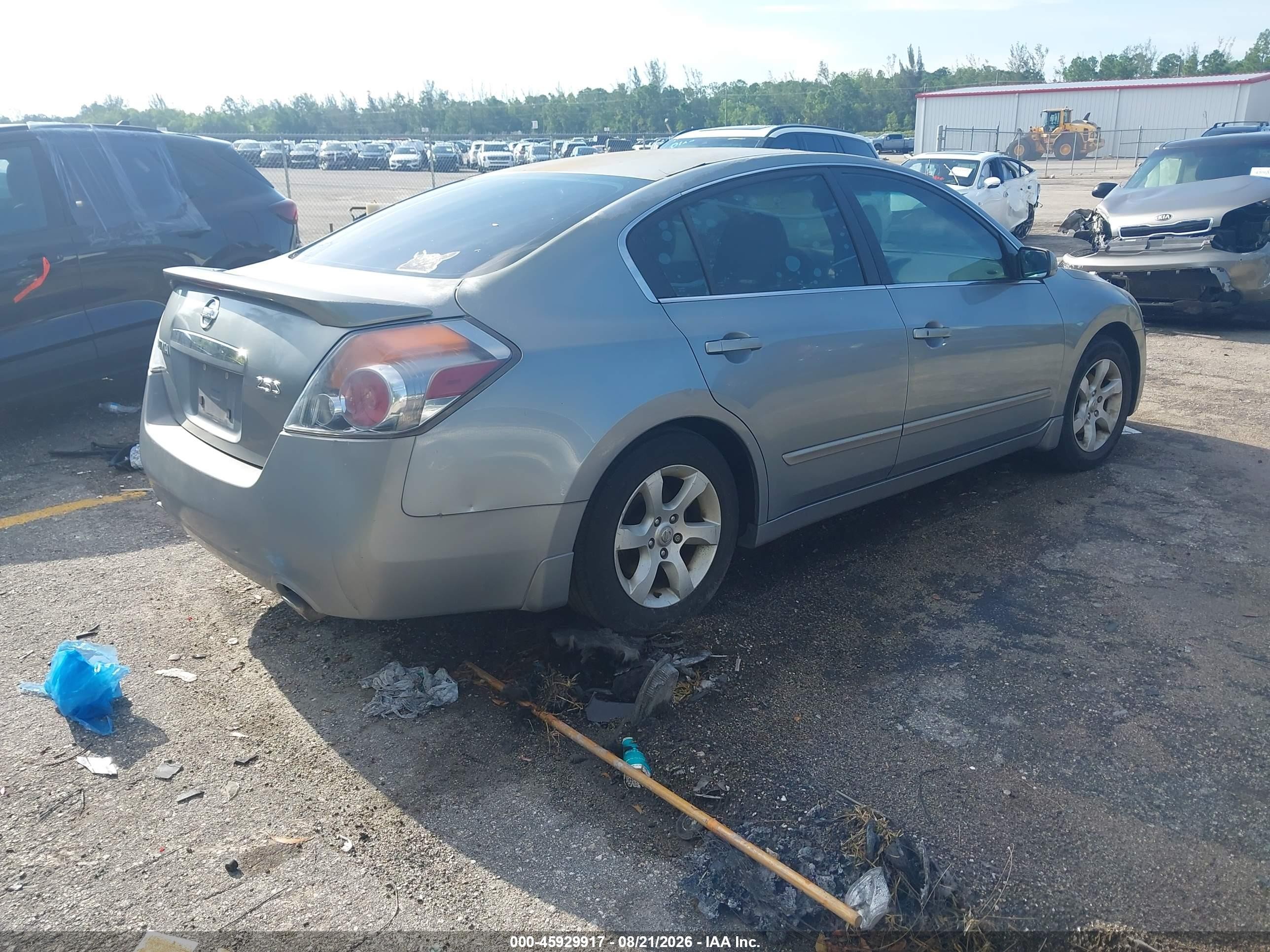 2007 Nissan Altima 2.5 S Silver vin: 1N4AL21E37N451007