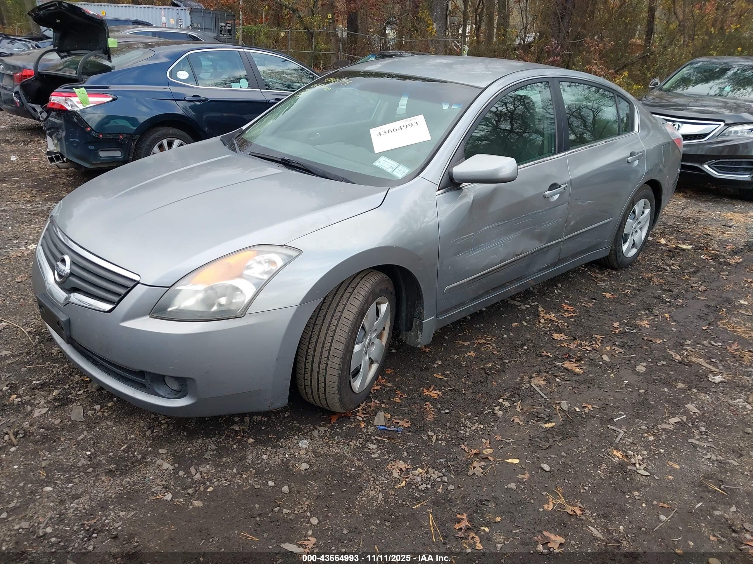2007 Nissan Altima 2.5 S Серебряный vin: 1N4AL21E37N490485