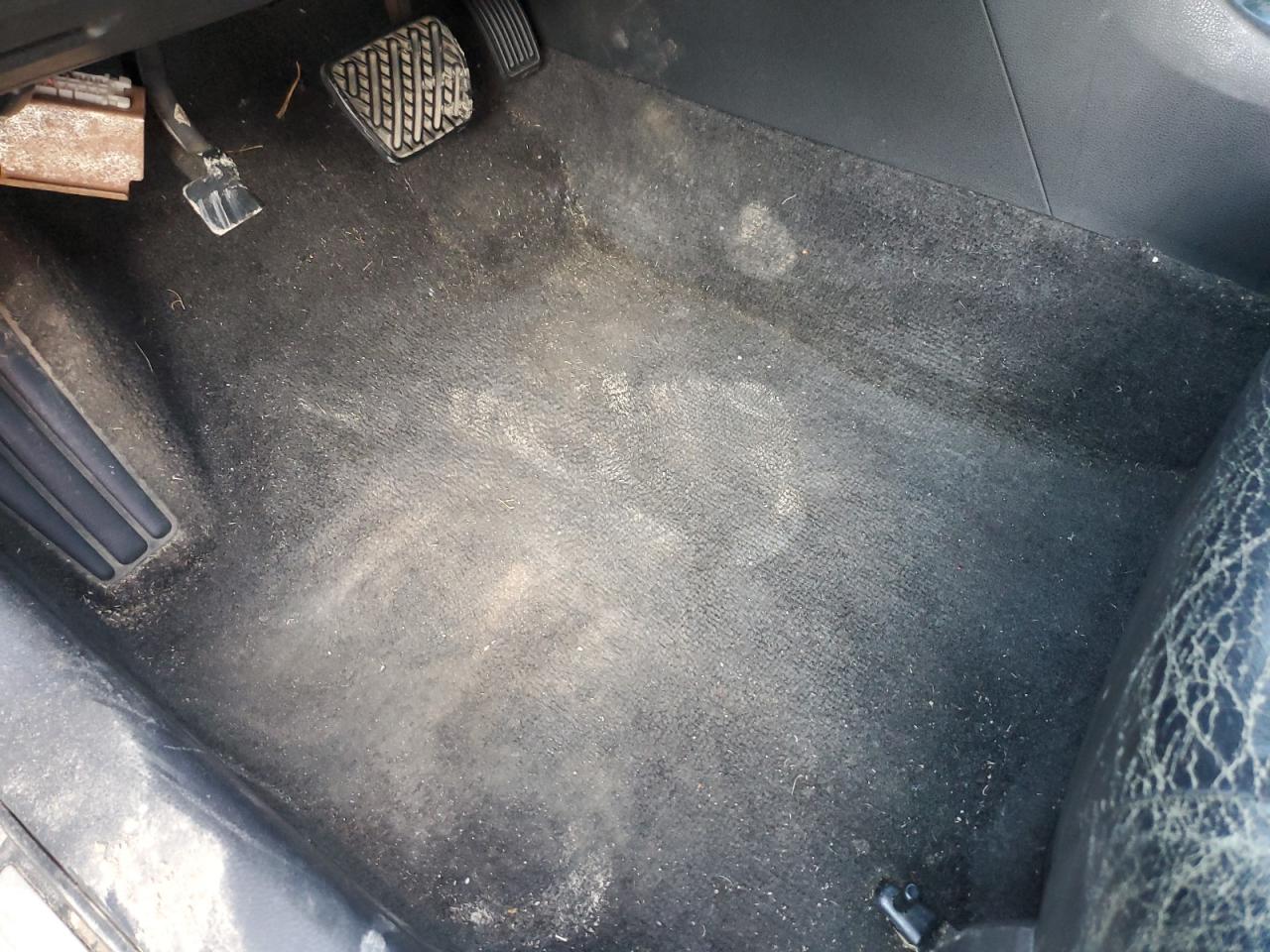 2008 Nissan Altima 2.5 White vin: 1N4AL21E38N430255 Damage: Left Front Carpet, Stained, Permanent