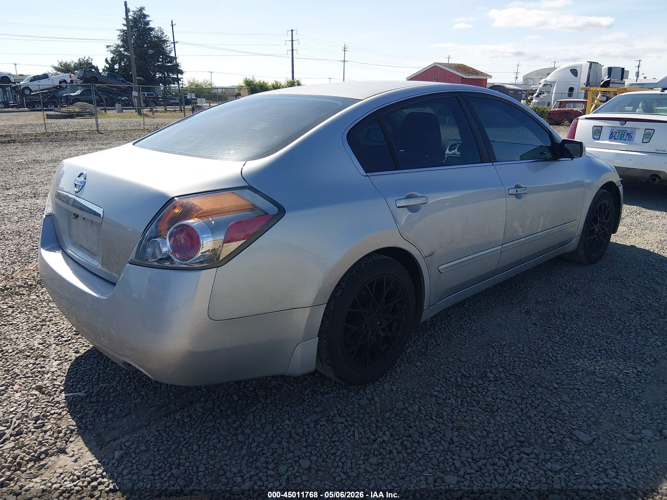2008 Nissan Altima 2.5 S Серебряный vin: 1N4AL21E38N436721