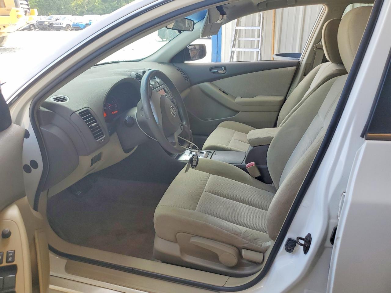 2009 Nissan Altima 2.5/2.5s White vin: 1N4AL21E39C187477