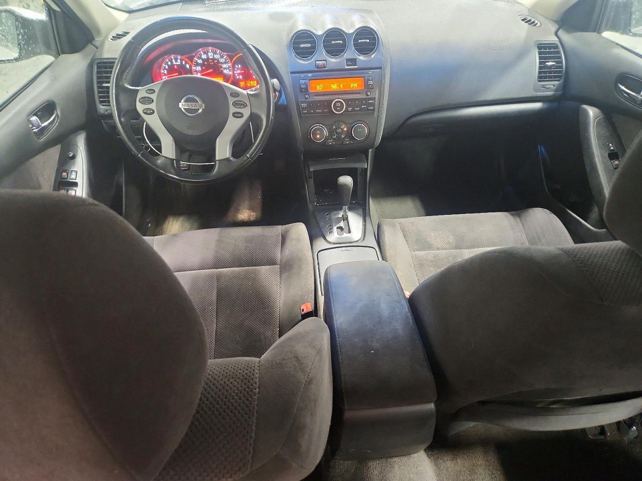 2009 Nissan Altima 2.5 White vin: 1N4AL21E39N420083