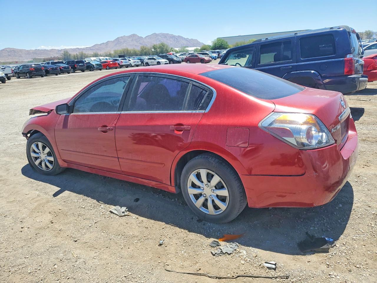 2009 Nissan Altima 2.5 Red vin: 1N4AL21E39N443783