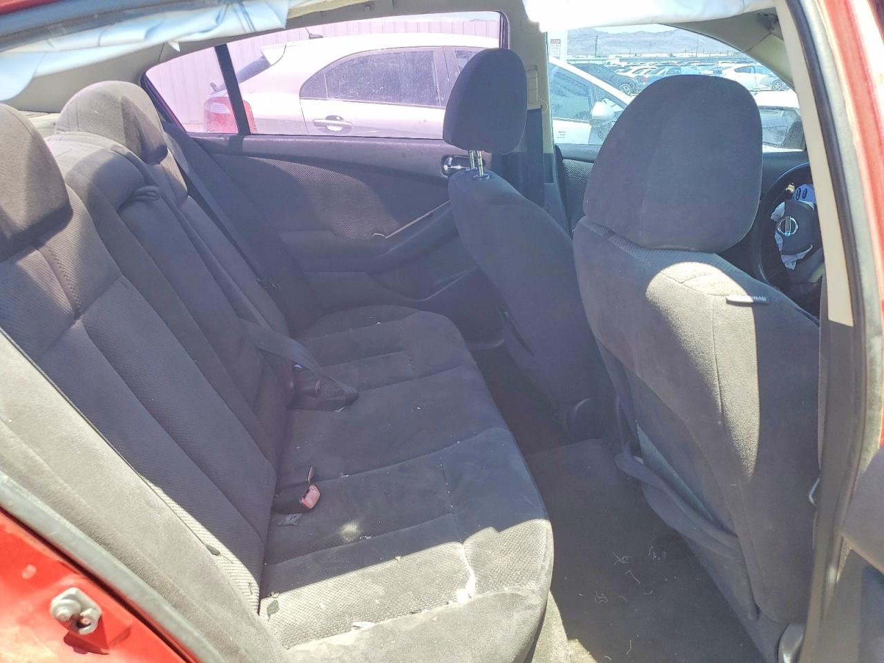 2009 Nissan Altima 2.5 Red vin: 1N4AL21E39N443783